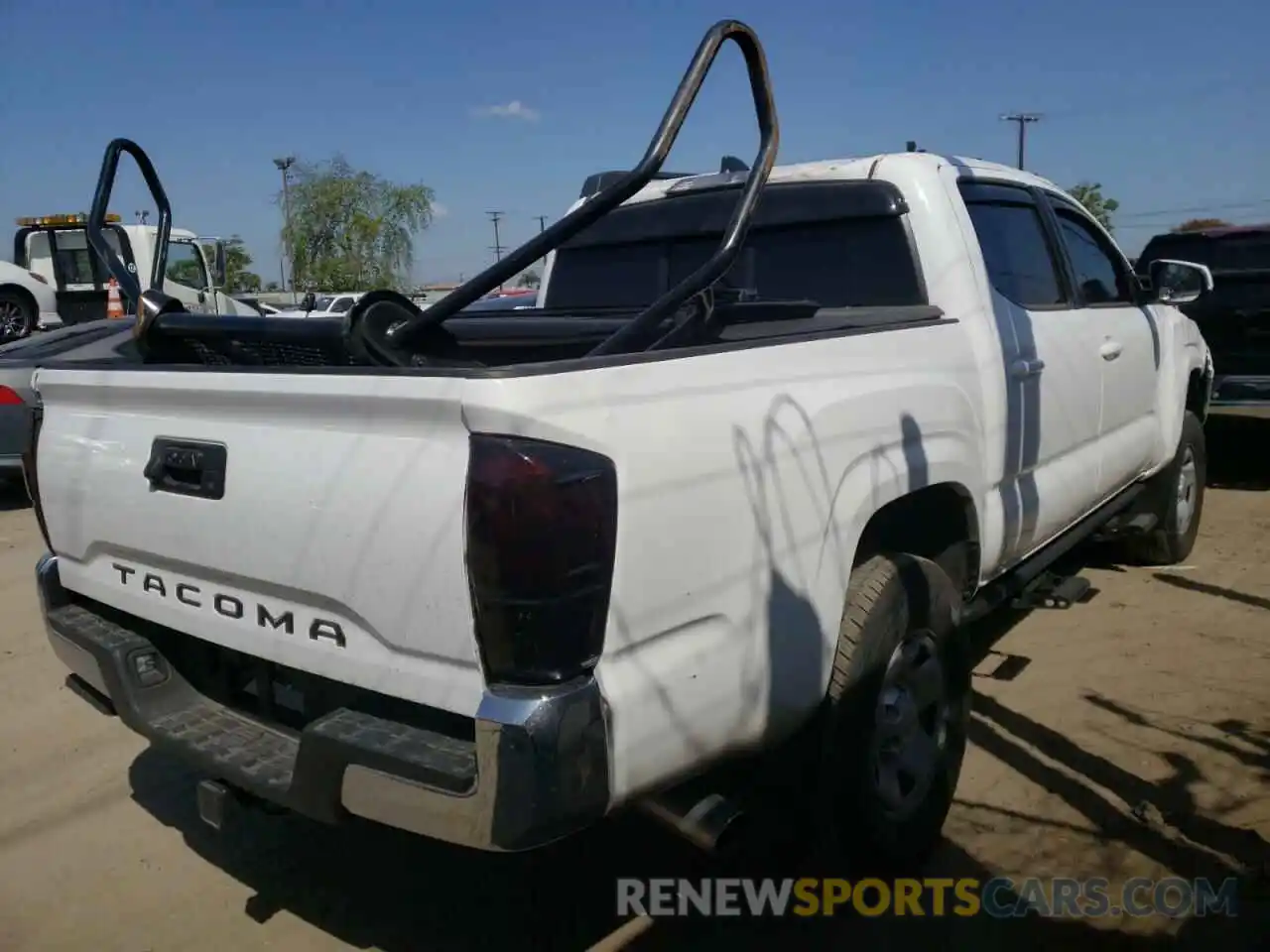 4 Photograph of a damaged car 5TFAX5GN4LX183879 TOYOTA TACOMA 2020