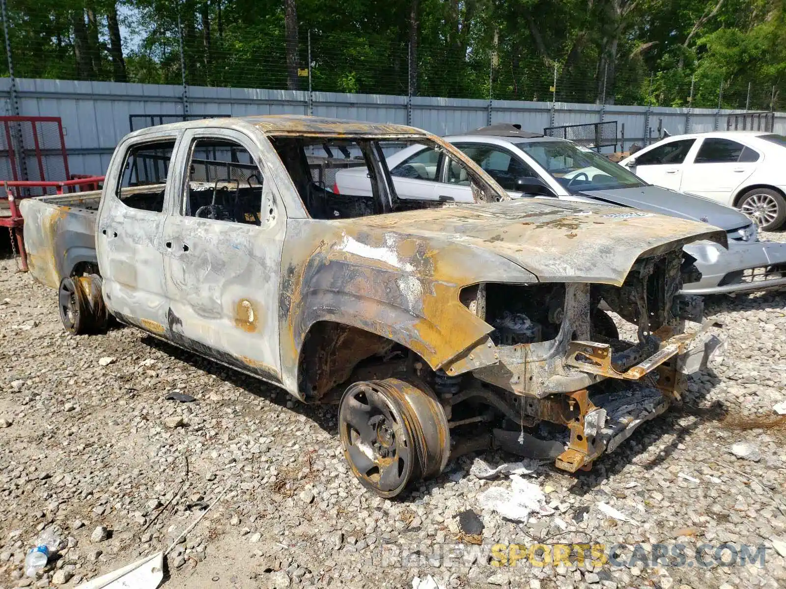 1 Photograph of a damaged car 5TFAX5GN4LX184501 TOYOTA TACOMA 2020