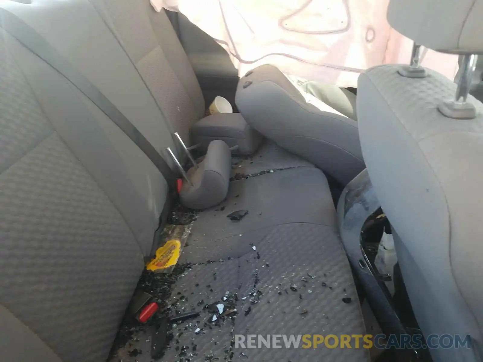 6 Photograph of a damaged car 5TFAX5GN5LX165374 TOYOTA TACOMA 2020