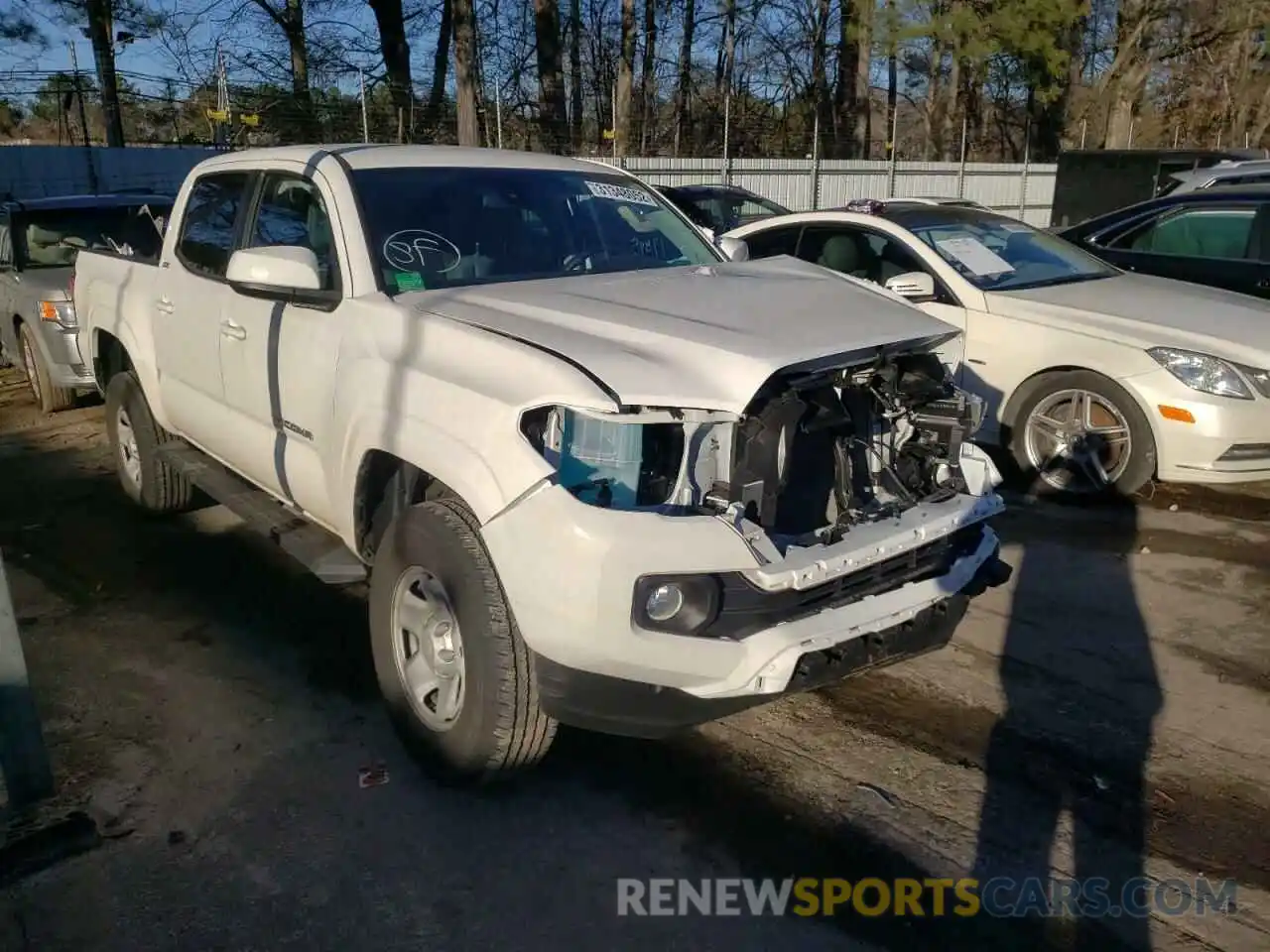 1 Photograph of a damaged car 5TFAX5GN5LX171322 TOYOTA TACOMA 2020