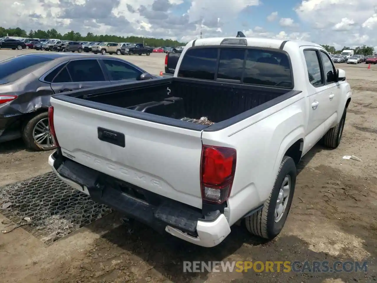 4 Photograph of a damaged car 5TFAX5GN5LX174219 TOYOTA TACOMA 2020