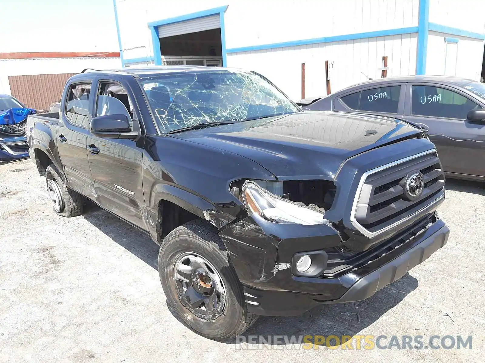 1 Photograph of a damaged car 5TFAX5GN5LX174737 TOYOTA TACOMA 2020