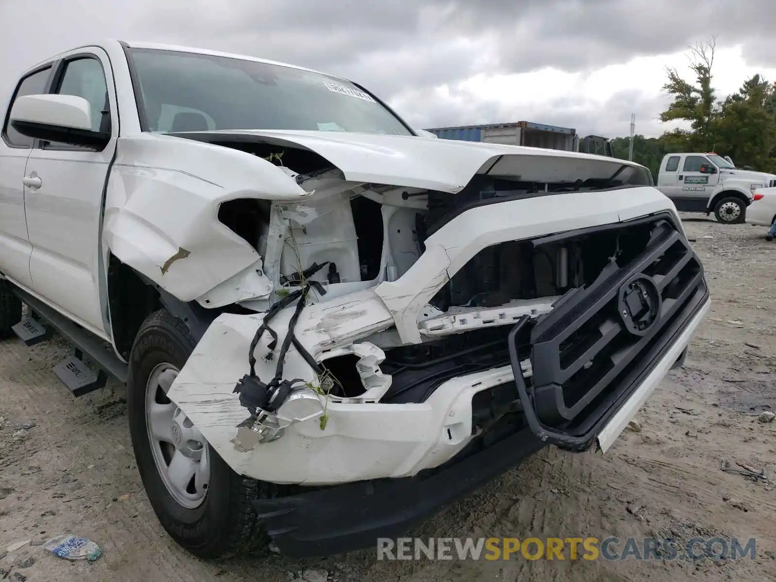 9 Photograph of a damaged car 5TFAX5GN5LX177167 TOYOTA TACOMA 2020