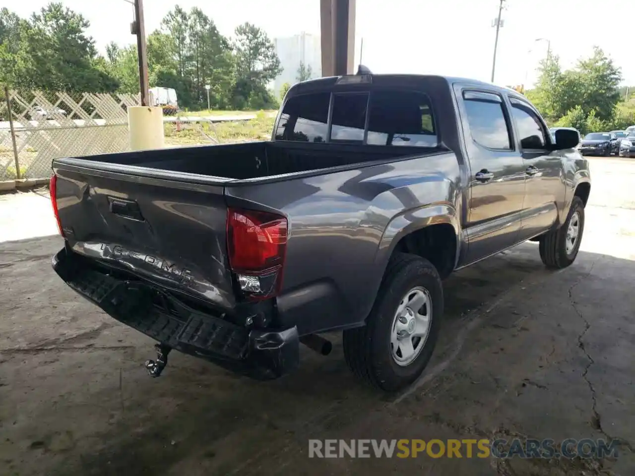 4 Photograph of a damaged car 5TFAX5GN5LX184880 TOYOTA TACOMA 2020