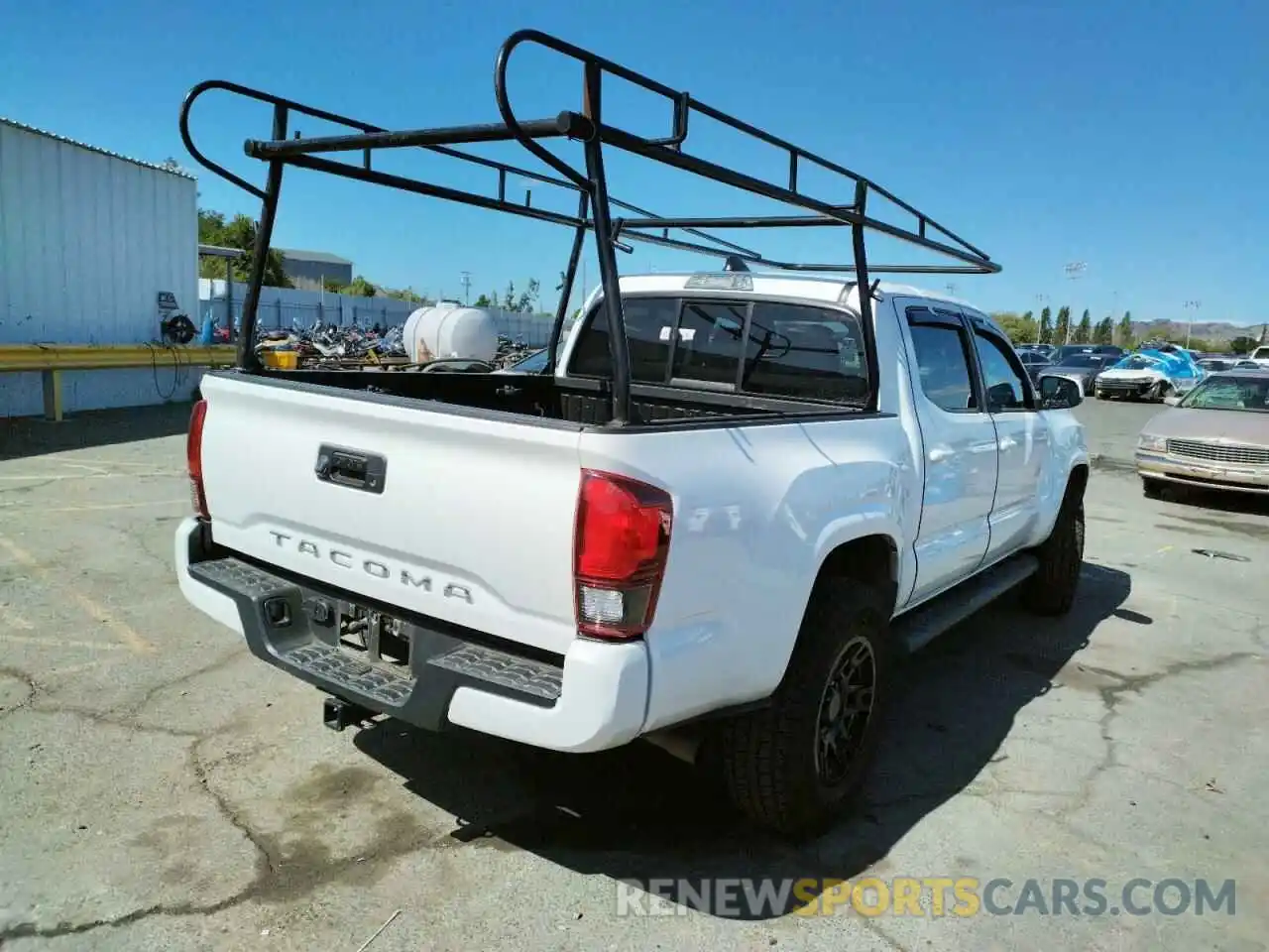 4 Photograph of a damaged car 5TFAX5GN5LX187097 TOYOTA TACOMA 2020