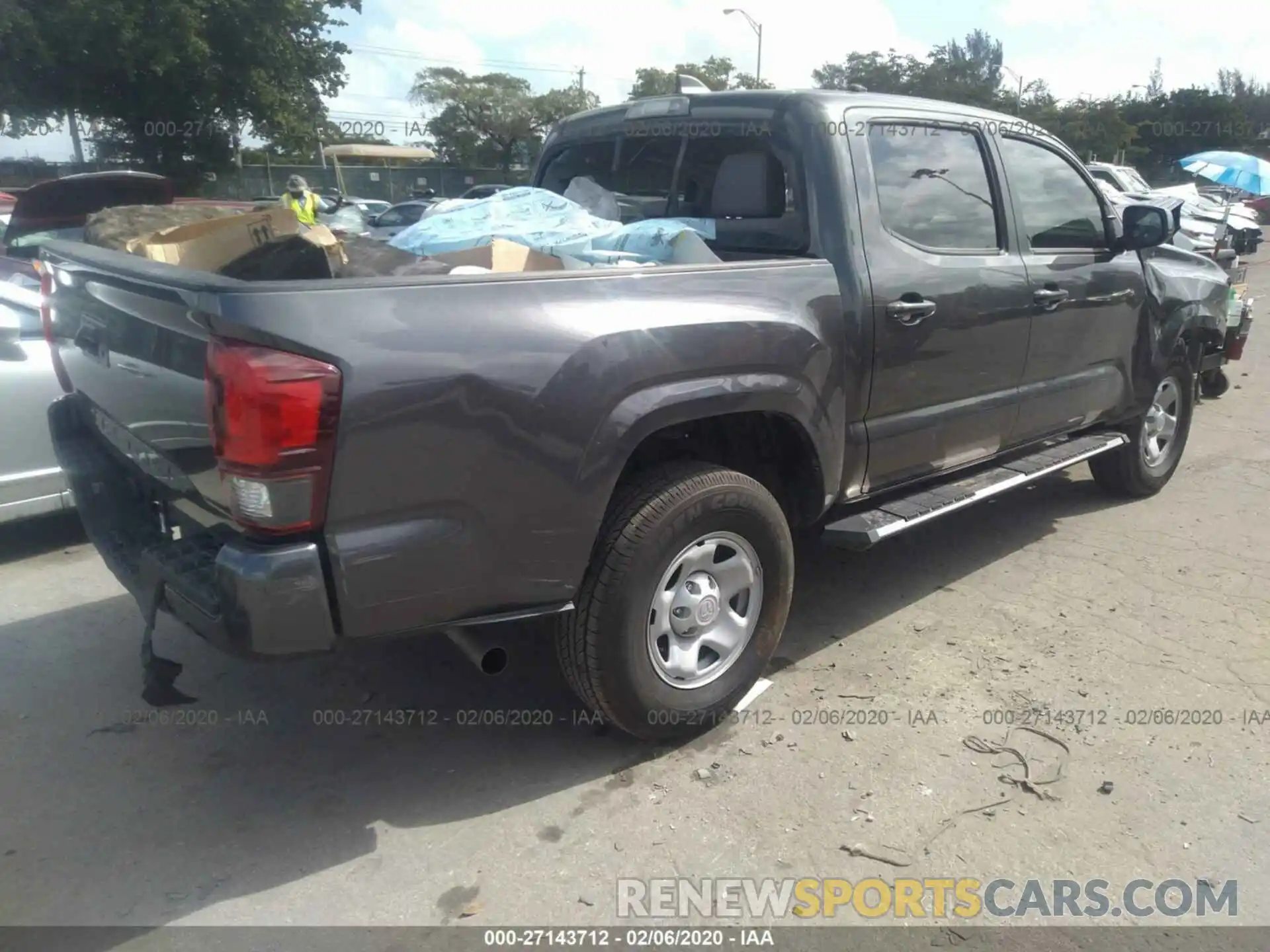 4 Photograph of a damaged car 5TFAX5GN6LX165416 TOYOTA TACOMA 2020