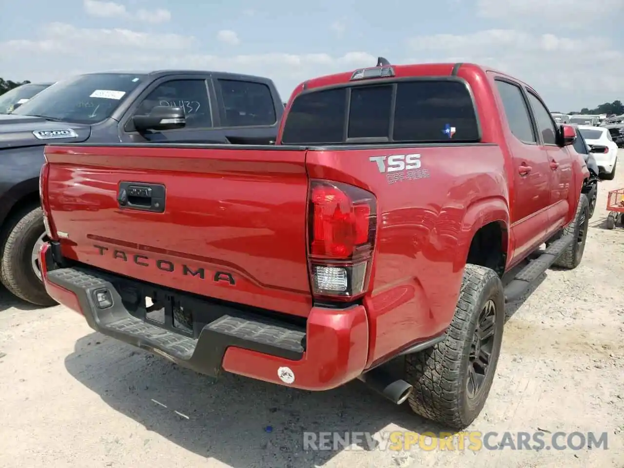 4 Photograph of a damaged car 5TFAX5GN6LX165450 TOYOTA TACOMA 2020