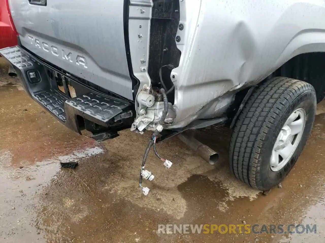 9 Photograph of a damaged car 5TFAX5GN6LX172852 TOYOTA TACOMA 2020