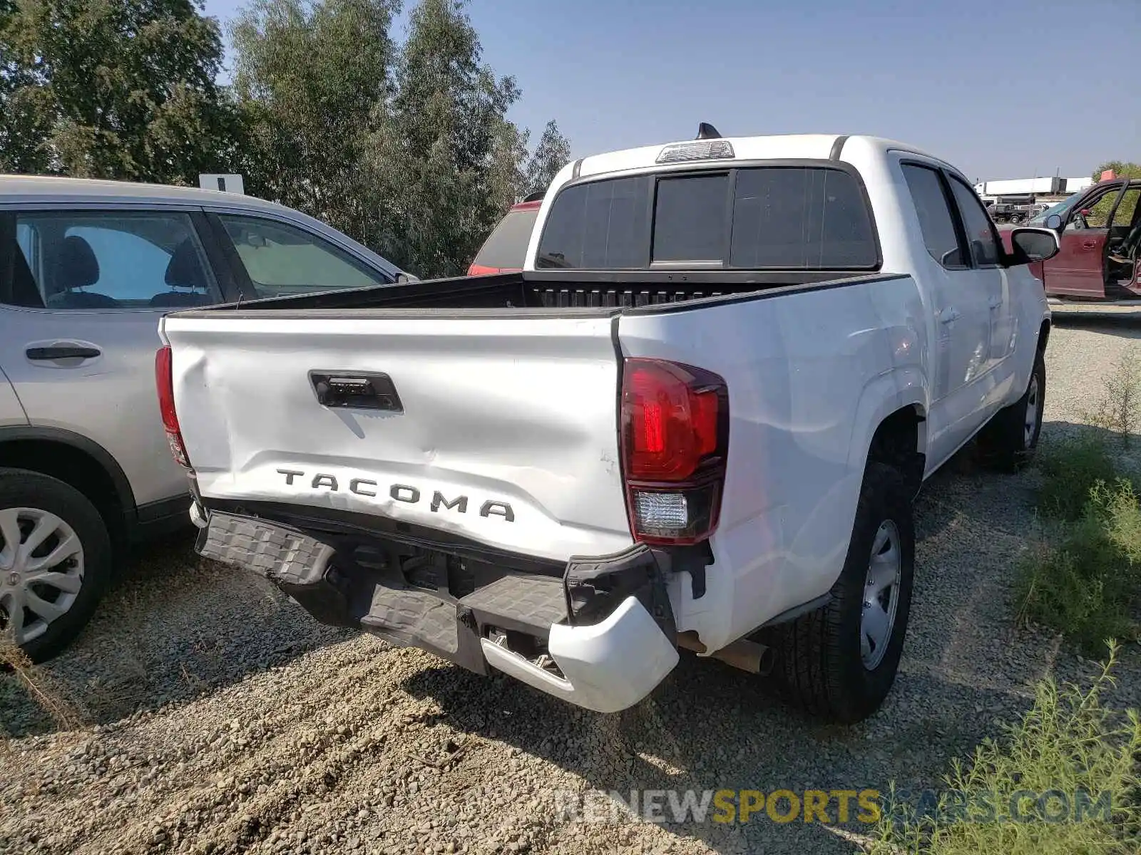 4 Photograph of a damaged car 5TFAX5GN6LX186136 TOYOTA TACOMA 2020