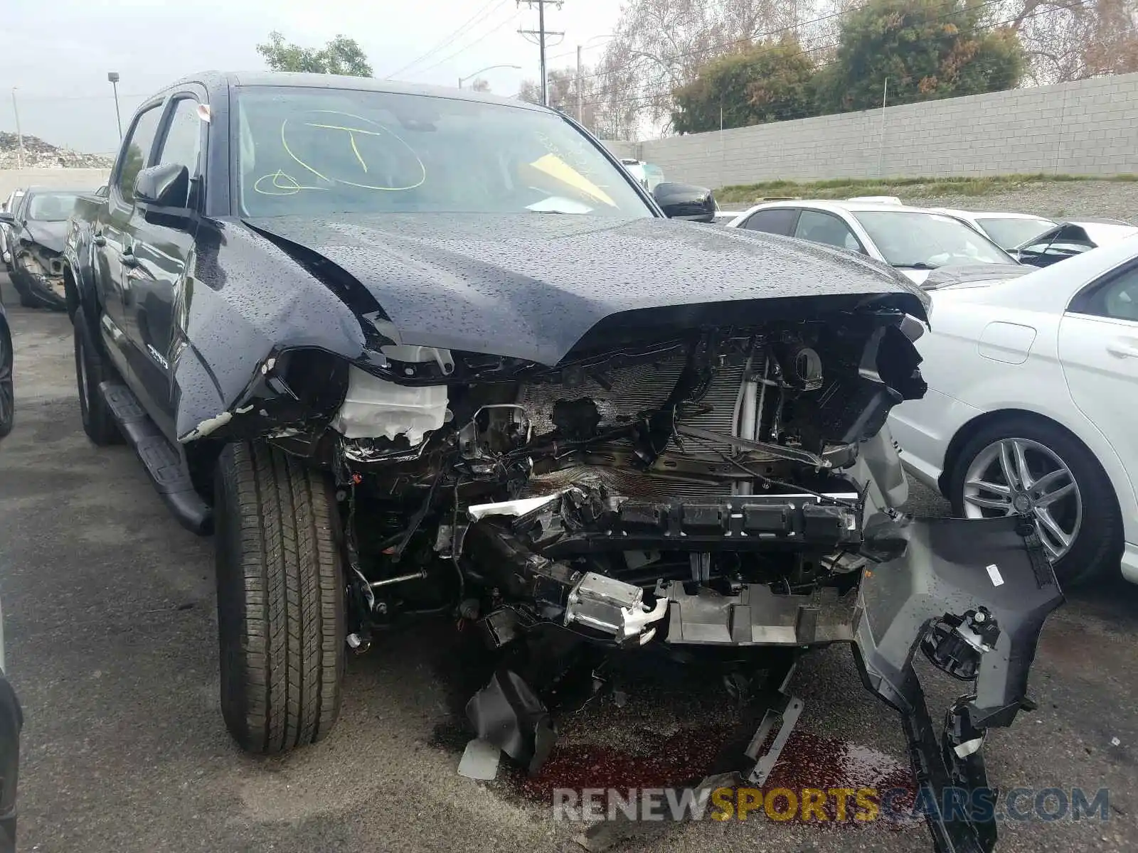 1 Photograph of a damaged car 5TFAX5GN7LX166560 TOYOTA TACOMA 2020