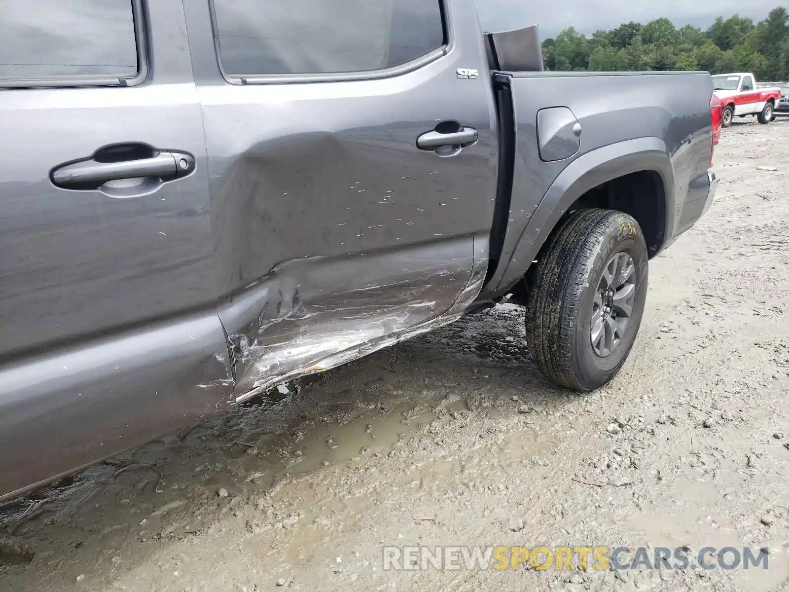 9 Photograph of a damaged car 5TFAX5GN7LX167496 TOYOTA TACOMA 2020