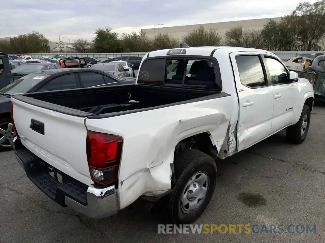 4 Photograph of a damaged car 5TFAX5GN7LX174741 TOYOTA TACOMA 2020