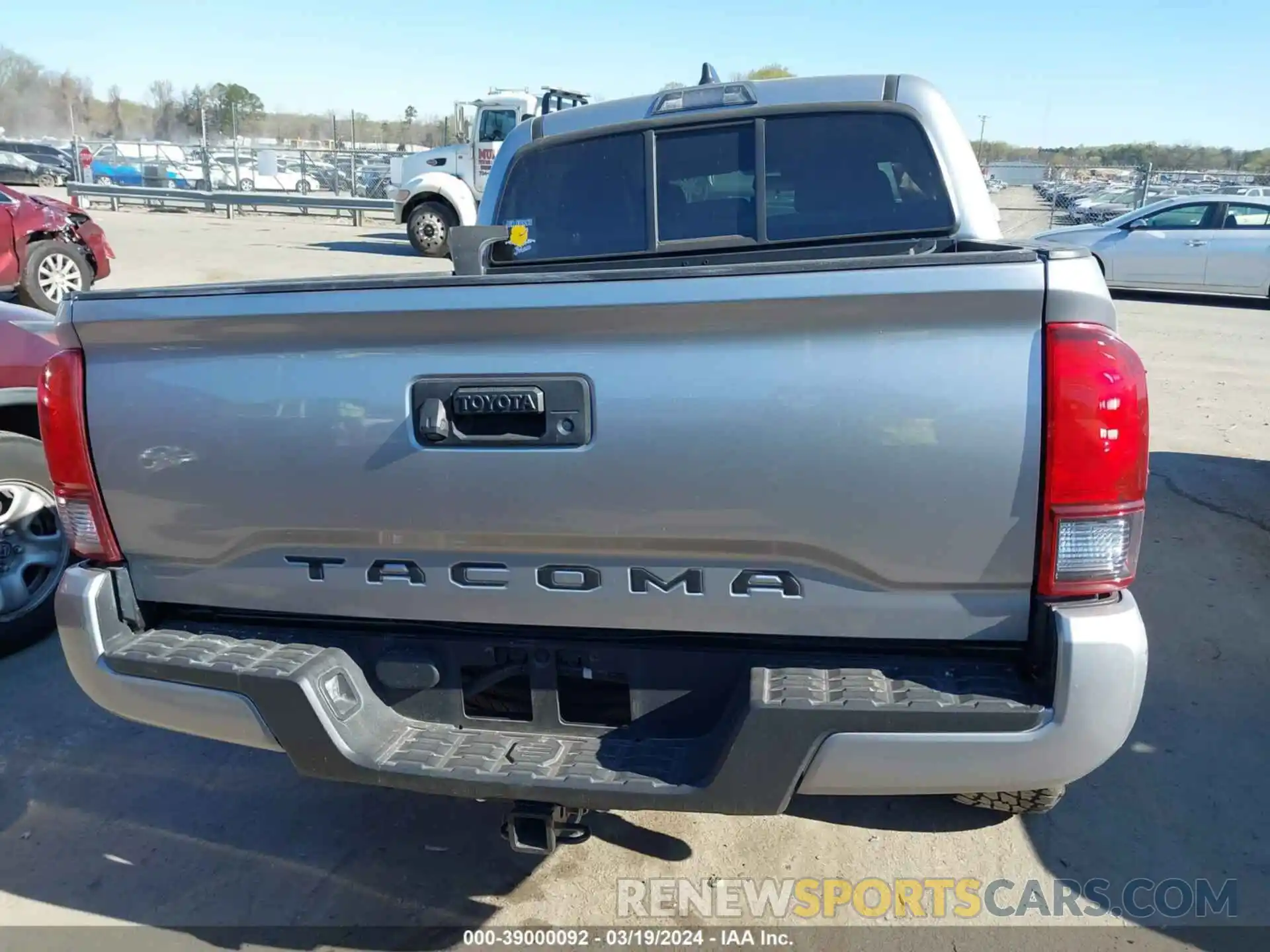 16 Photograph of a damaged car 5TFAX5GN7LX188476 TOYOTA TACOMA 2020