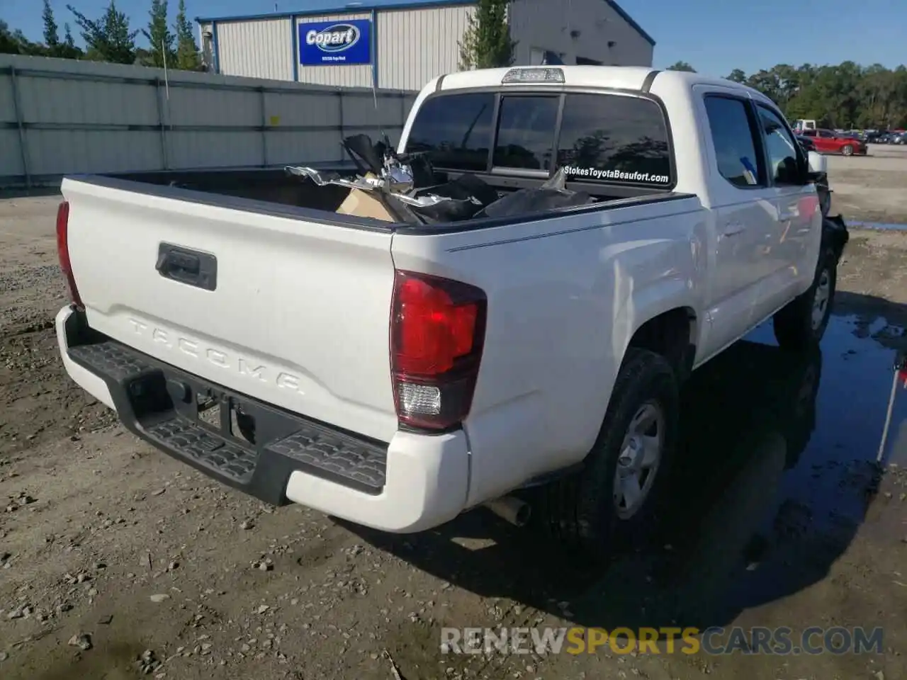 4 Photograph of a damaged car 5TFAX5GN8LX169919 TOYOTA TACOMA 2020