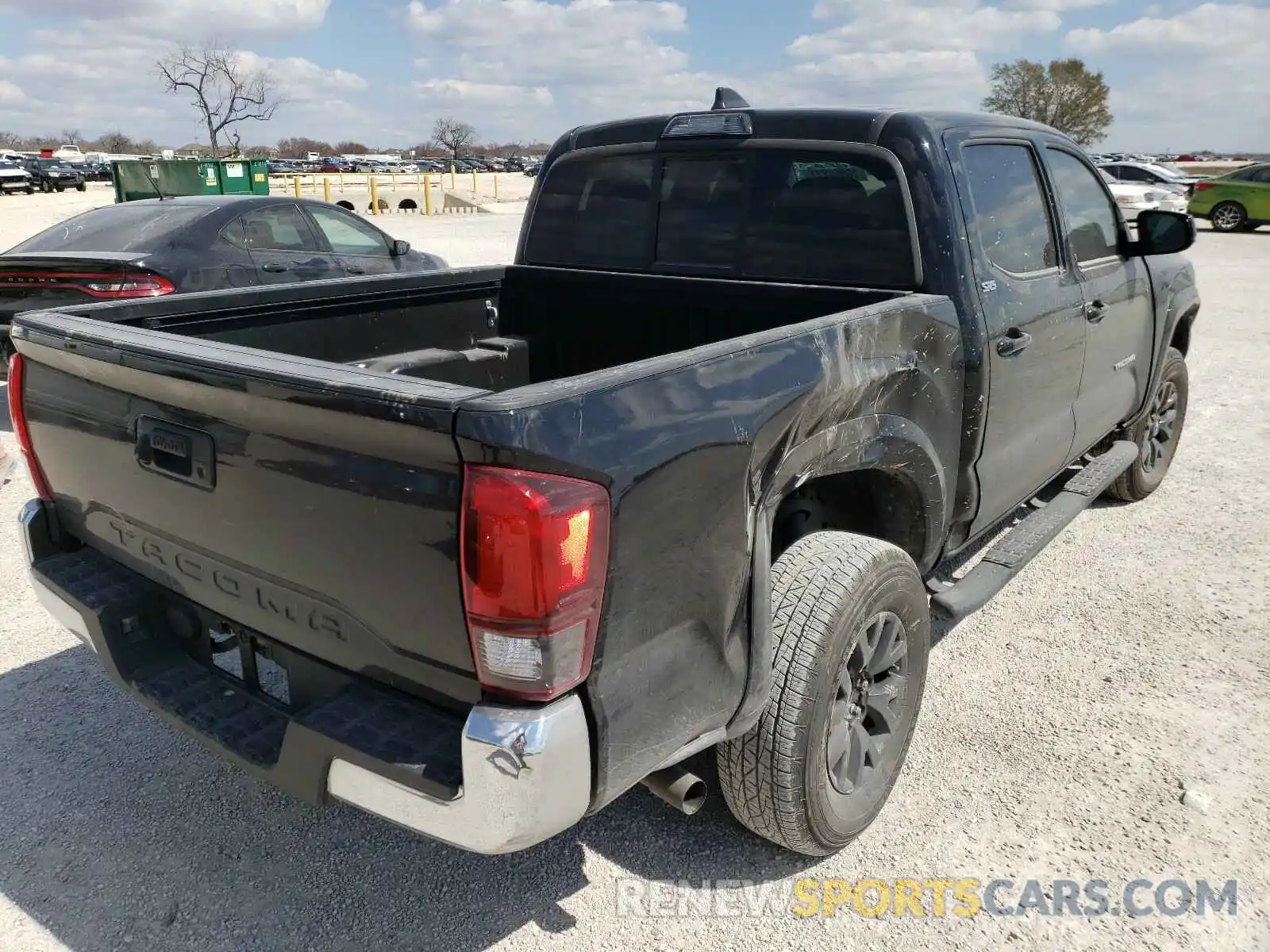 4 Photograph of a damaged car 5TFAX5GN8LX181214 TOYOTA TACOMA 2020