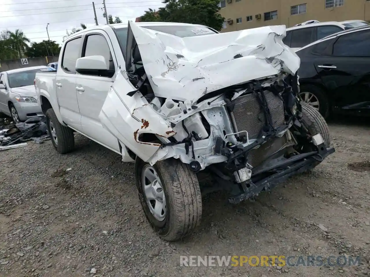 1 Photograph of a damaged car 5TFAX5GN8LX186364 TOYOTA TACOMA 2020