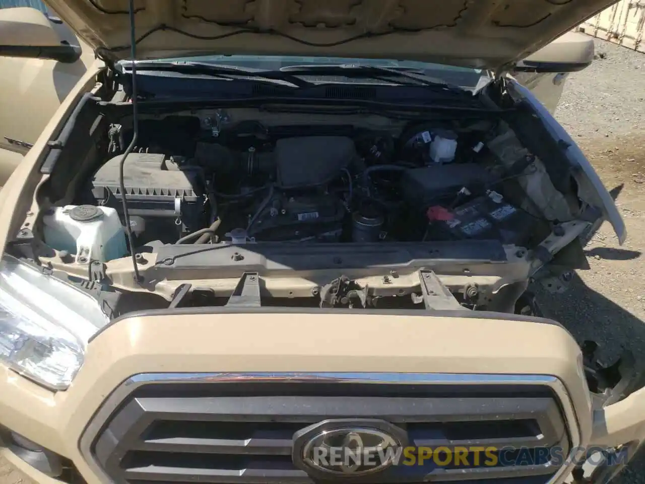 7 Photograph of a damaged car 5TFAX5GN9LX172019 TOYOTA TACOMA 2020