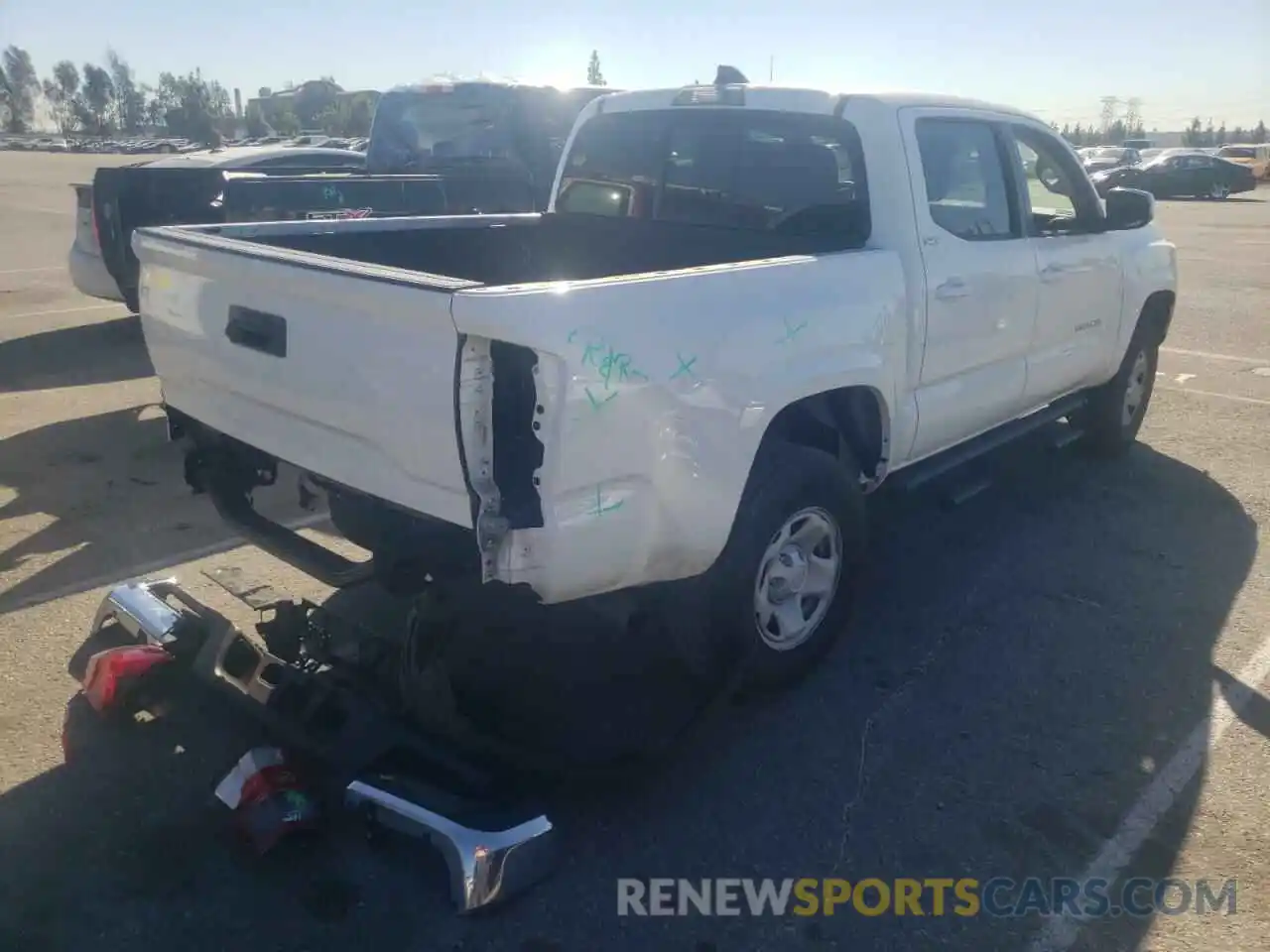 4 Photograph of a damaged car 5TFAX5GN9LX184252 TOYOTA TACOMA 2020