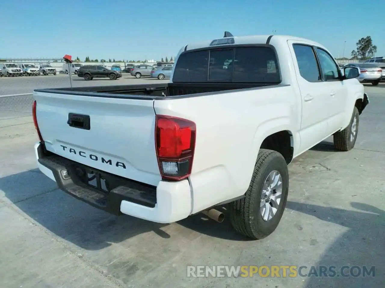 4 Photograph of a damaged car 5TFAX5GNXLX184373 TOYOTA TACOMA 2020