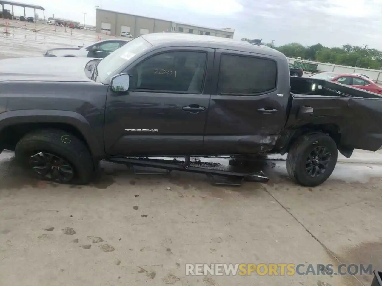 9 Photograph of a damaged car 5TFAZ5CN1LX089281 TOYOTA TACOMA 2020