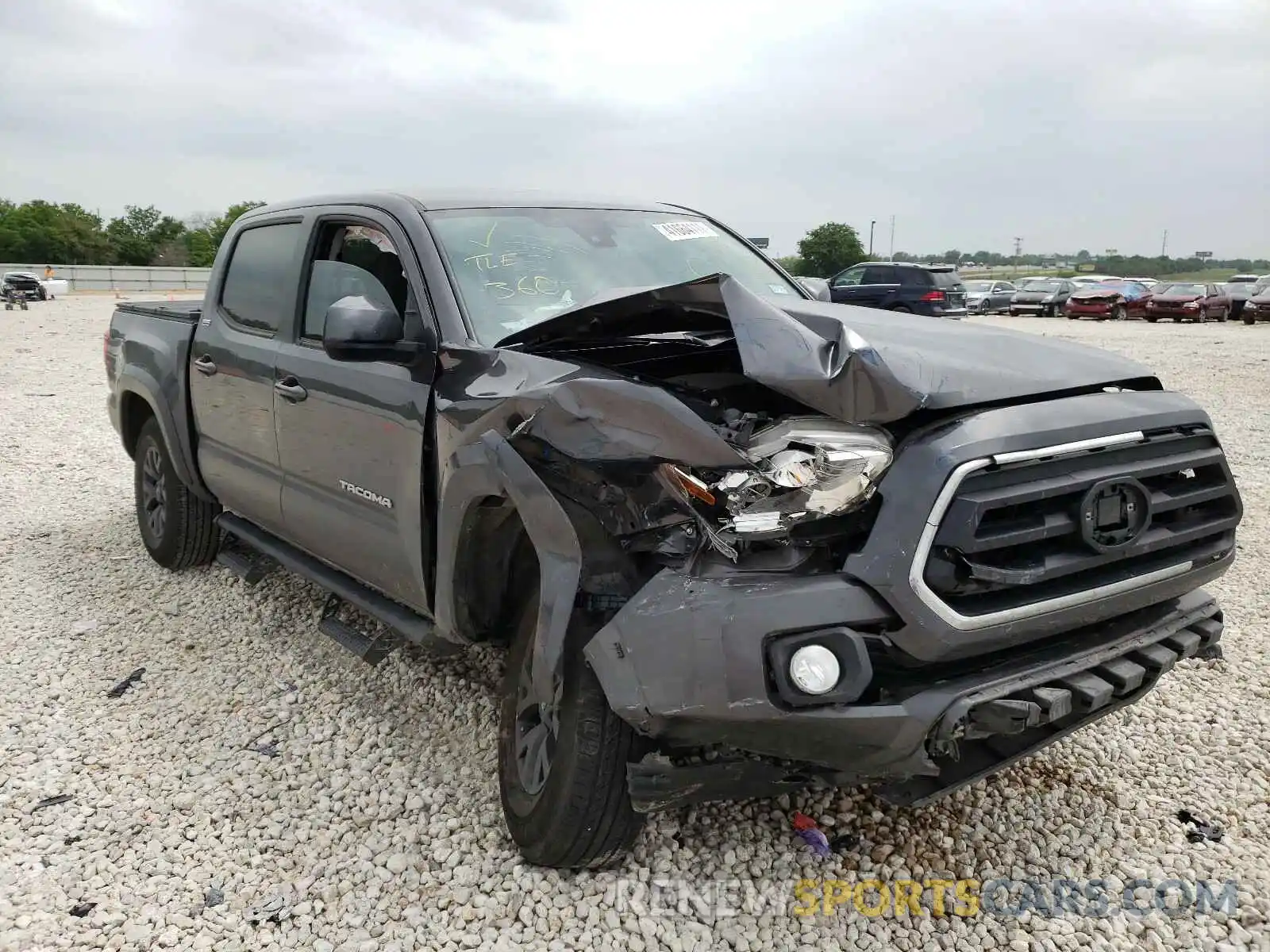 1 Photograph of a damaged car 5TFAZ5CN1LX089295 TOYOTA TACOMA 2020