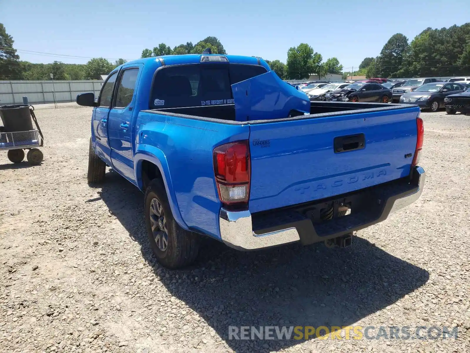 3 Photograph of a damaged car 5TFAZ5CN2LX087832 TOYOTA TACOMA 2020