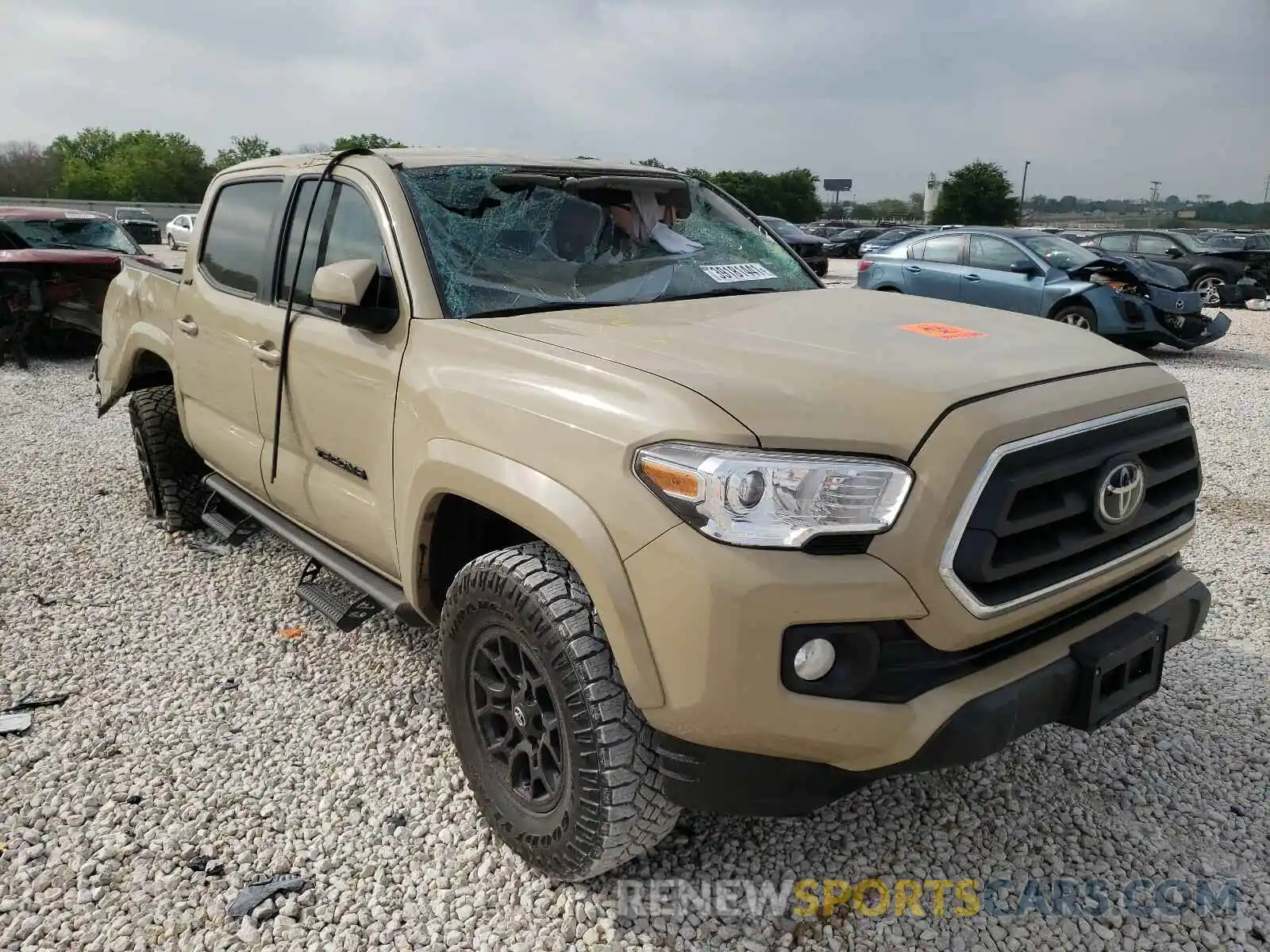 1 Фотография поврежденного автомобиля 5TFAZ5CN2LX089905 TOYOTA TACOMA 2020