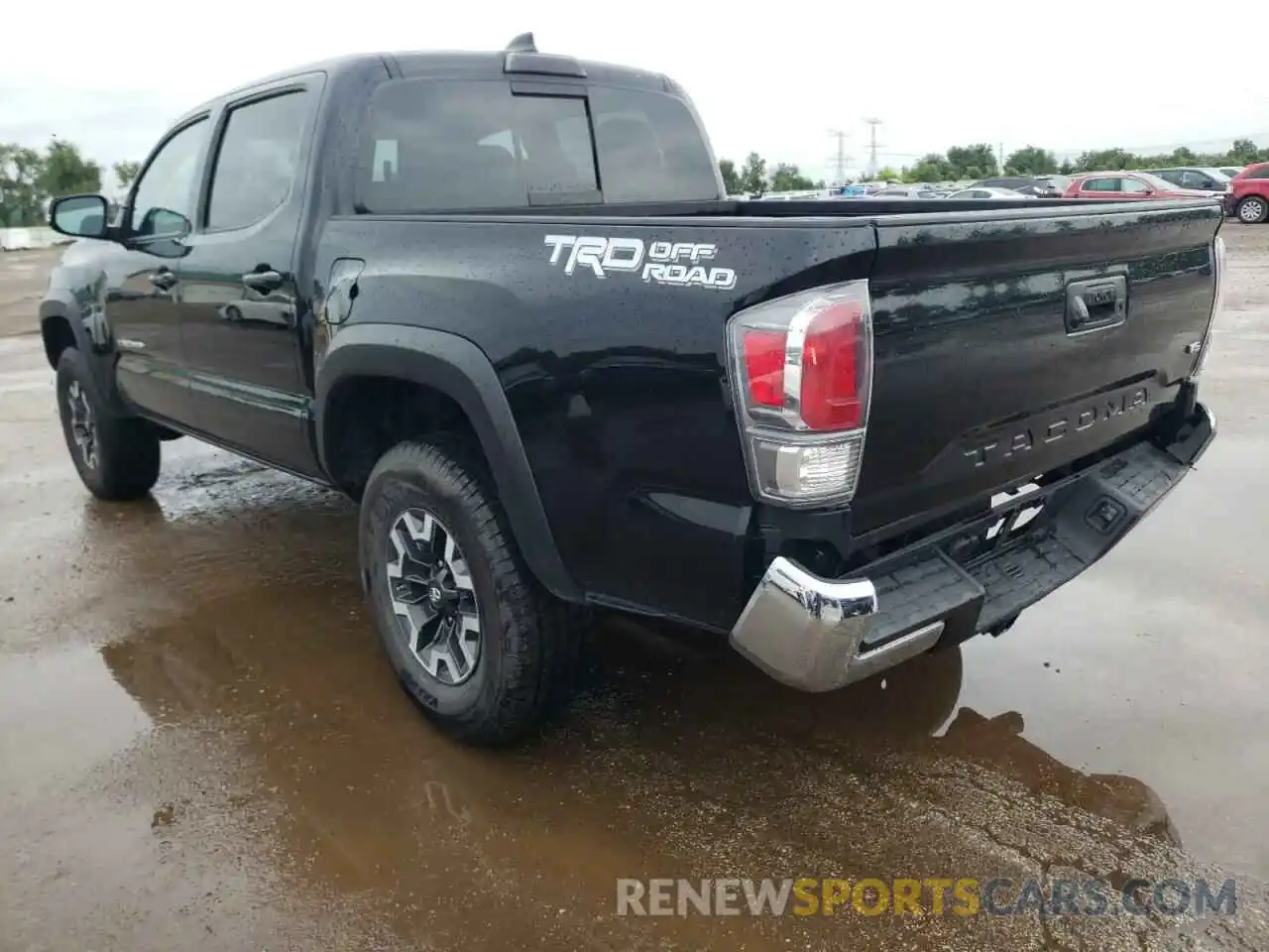 3 Photograph of a damaged car 5TFAZ5CN2LX092674 TOYOTA TACOMA 2020