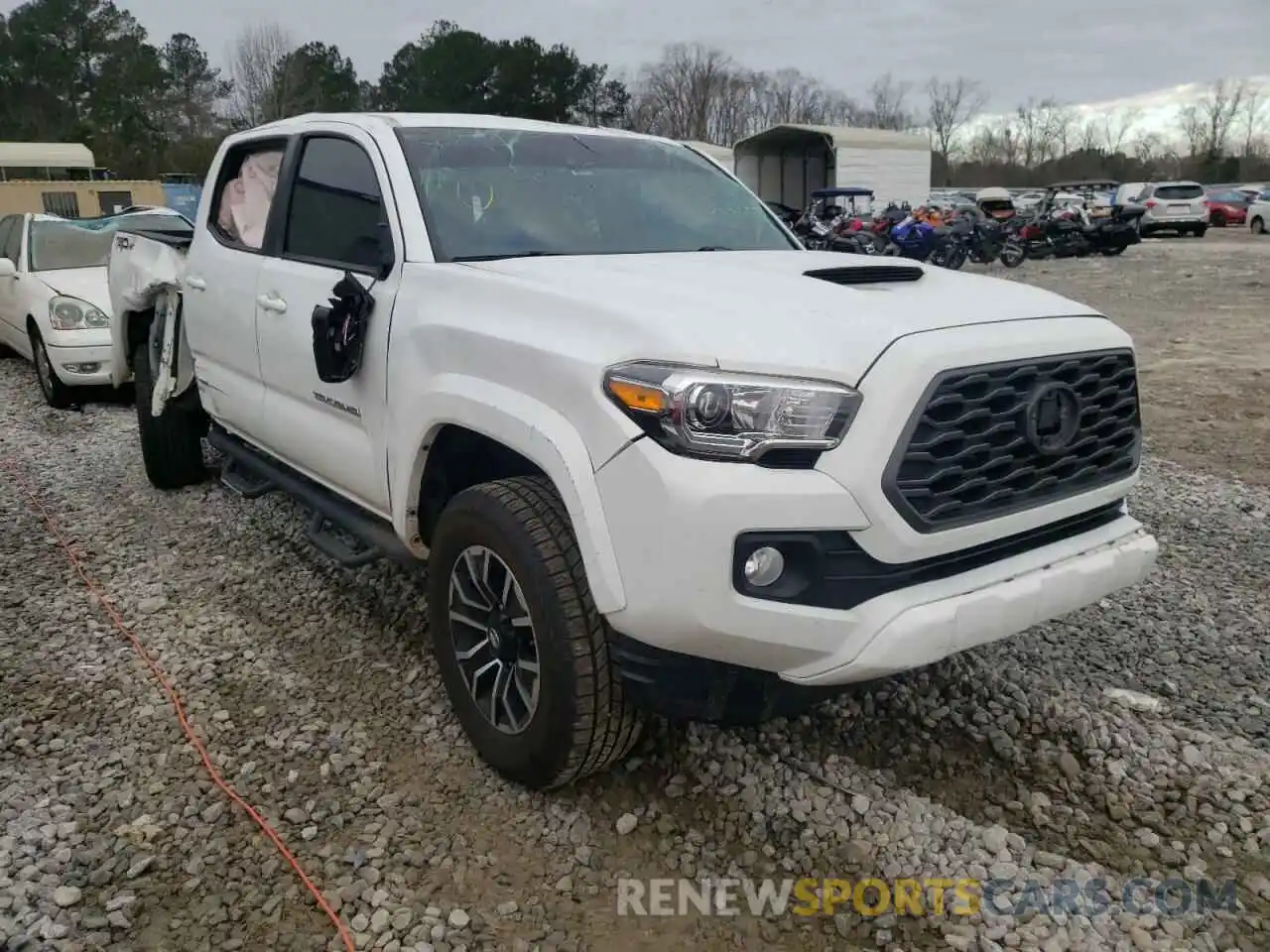 1 Photograph of a damaged car 5TFAZ5CN4LX090957 TOYOTA TACOMA 2020