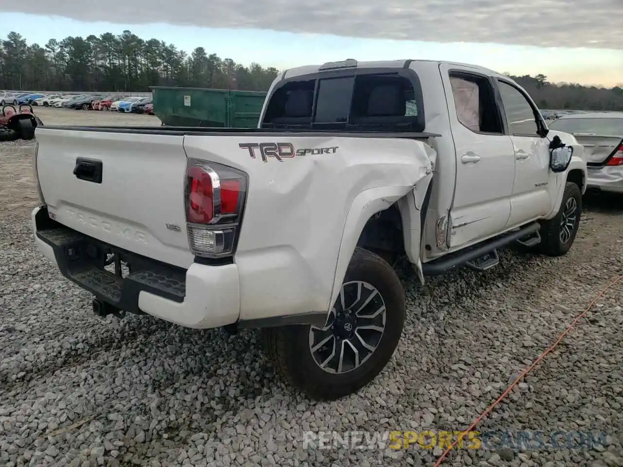 4 Photograph of a damaged car 5TFAZ5CN4LX090957 TOYOTA TACOMA 2020