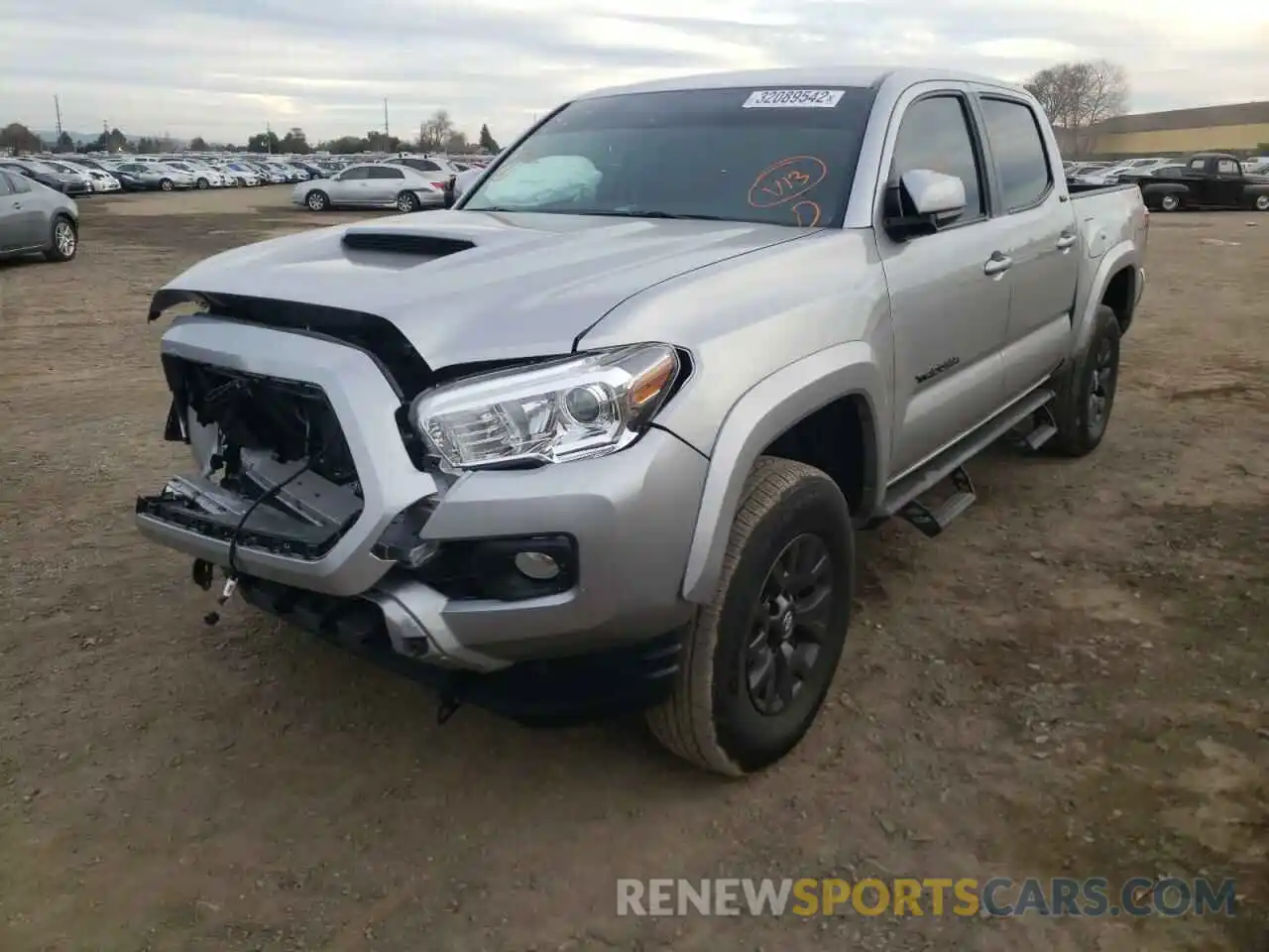 2 Фотография поврежденного автомобиля 5TFAZ5CN5LX089445 TOYOTA TACOMA 2020