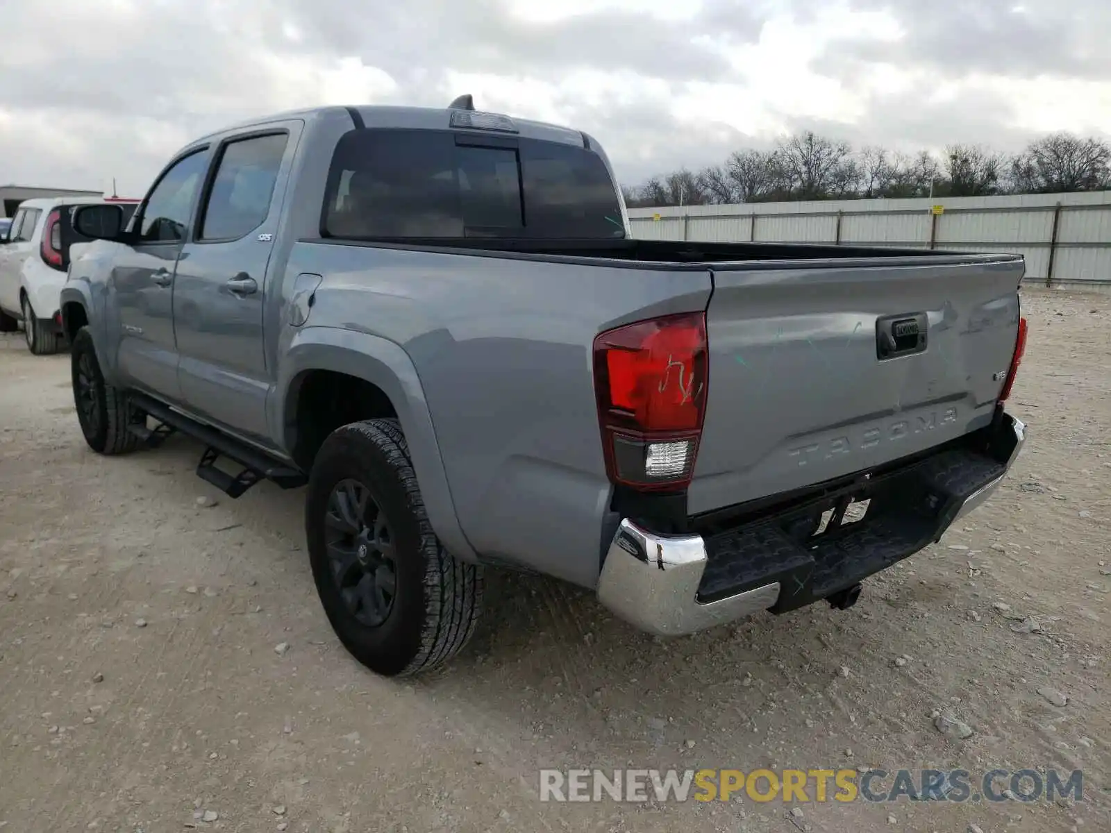 3 Photograph of a damaged car 5TFAZ5CN5LX089977 TOYOTA TACOMA 2020