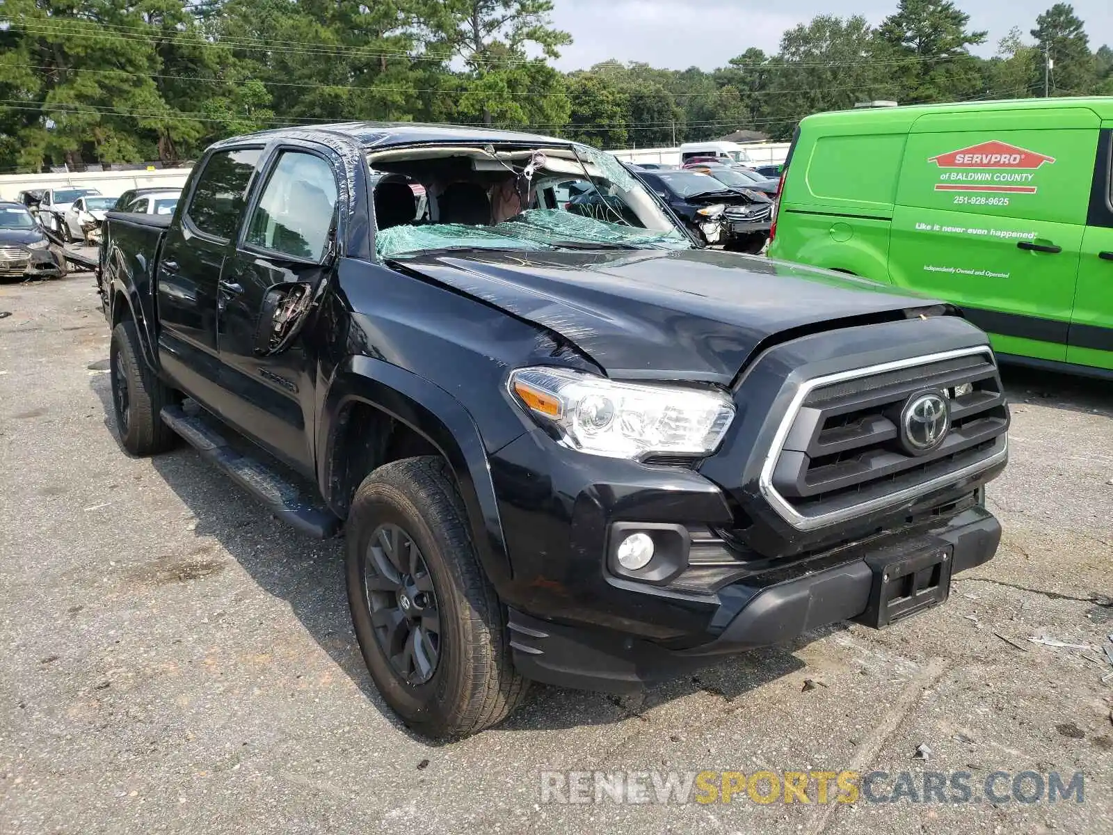 1 Photograph of a damaged car 5TFAZ5CN5LX094516 TOYOTA TACOMA 2020