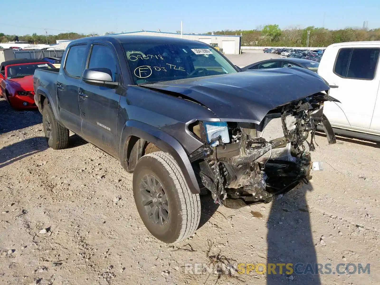 1 Photograph of a damaged car 5TFAZ5CN6LX090748 TOYOTA TACOMA 2020