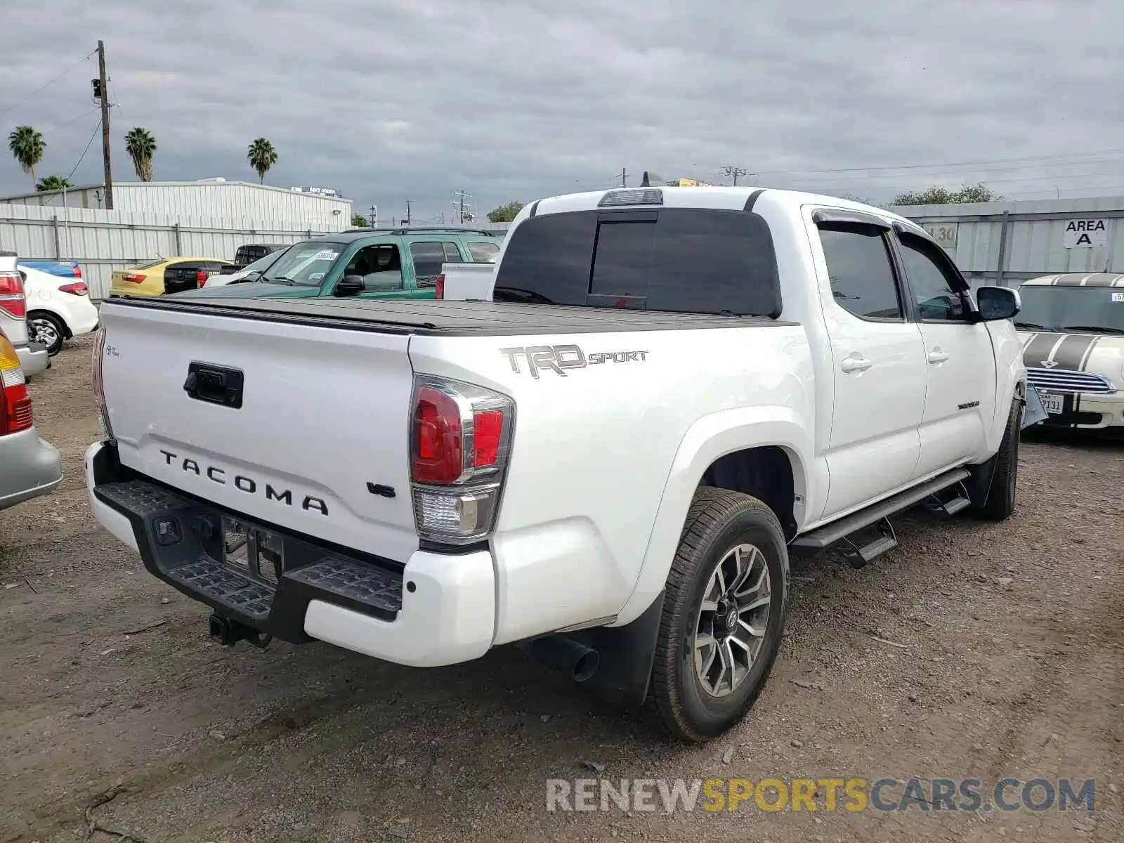 4 Photograph of a damaged car 5TFAZ5CN6LX090975 TOYOTA TACOMA 2020