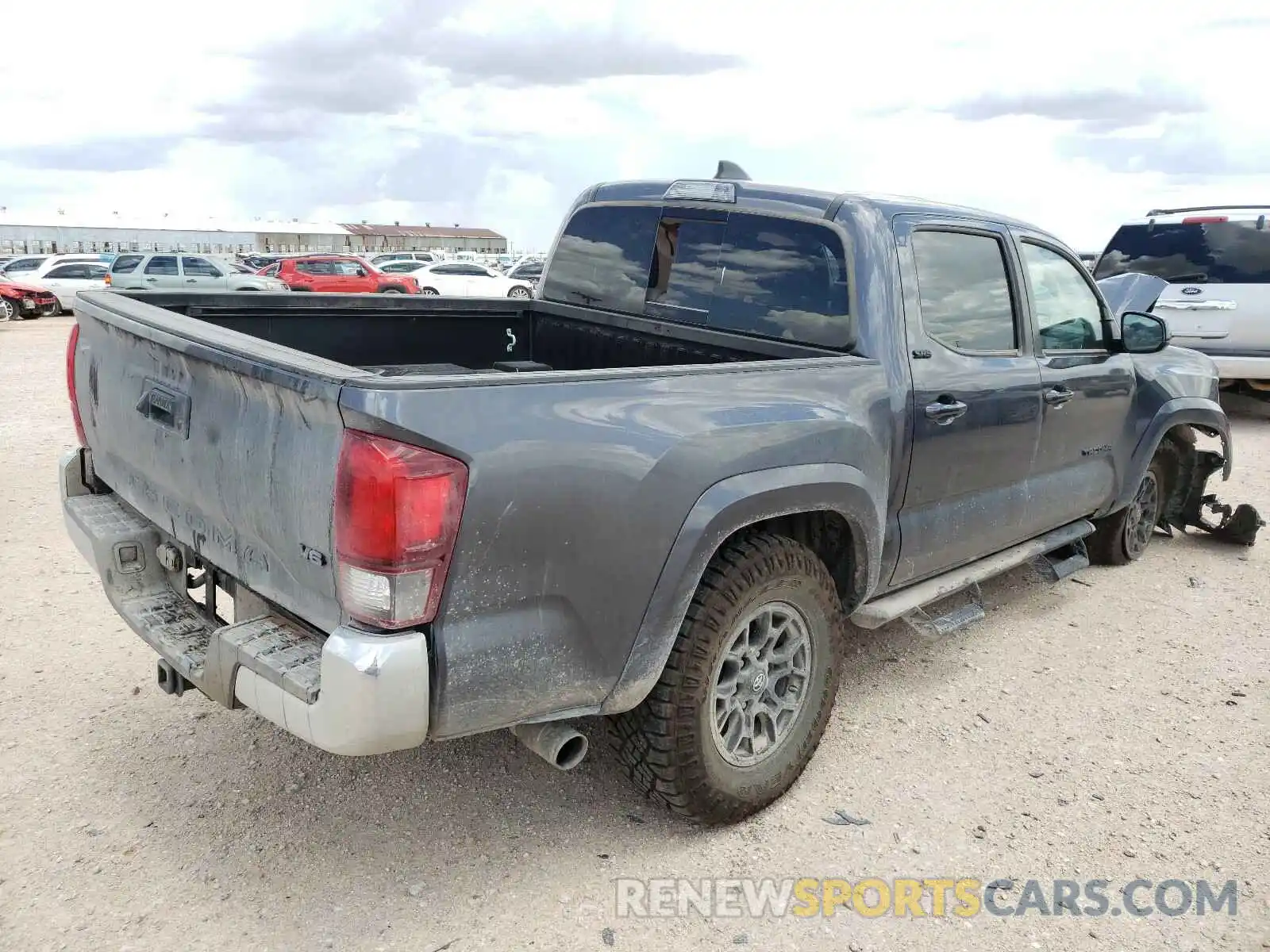 4 Photograph of a damaged car 5TFAZ5CN6LX091981 TOYOTA TACOMA 2020