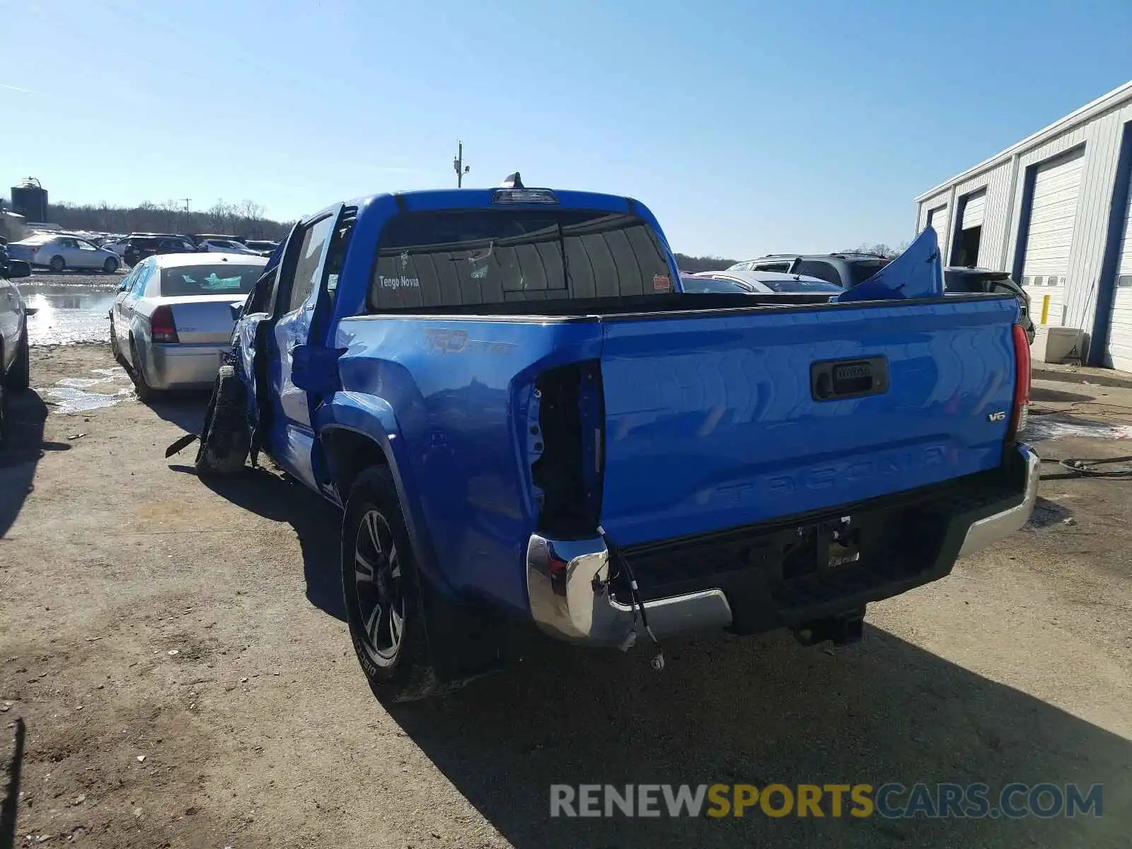 3 Photograph of a damaged car 5TFAZ5CN6LX092452 TOYOTA TACOMA 2020