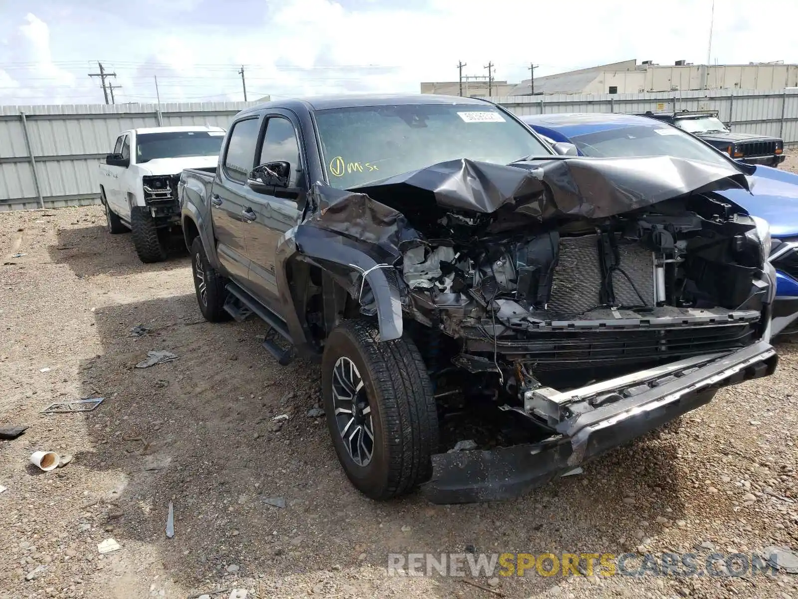 1 Photograph of a damaged car 5TFAZ5CN6LX094718 TOYOTA TACOMA 2020