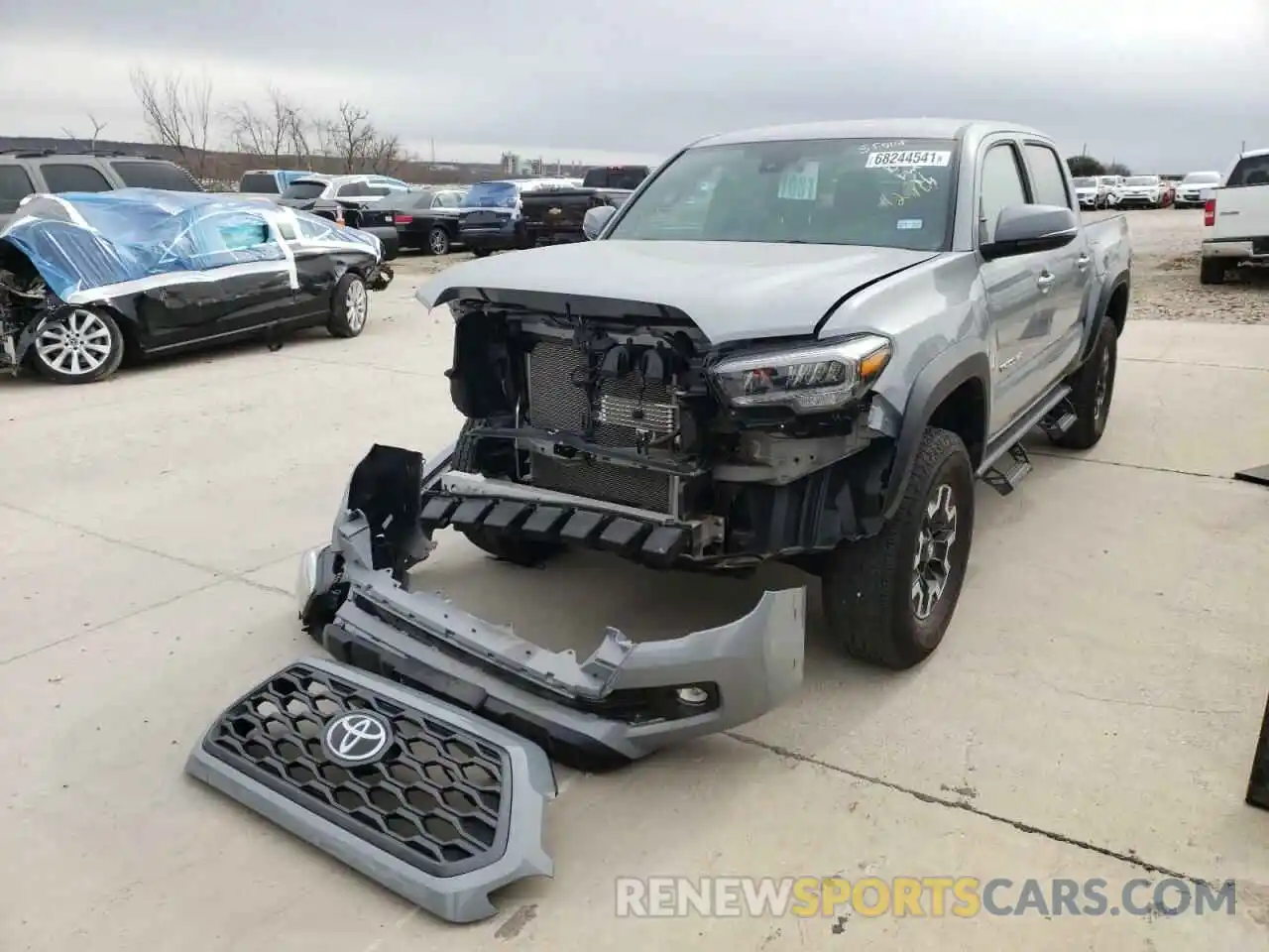 2 Photograph of a damaged car 5TFAZ5CN8LX090797 TOYOTA TACOMA 2020