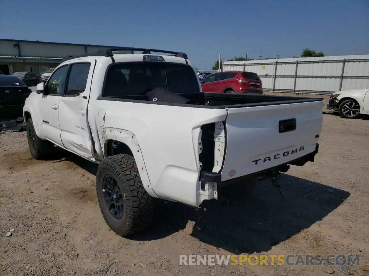 3 Photograph of a damaged car 5TFAZ5CN8LX091559 TOYOTA TACOMA 2020