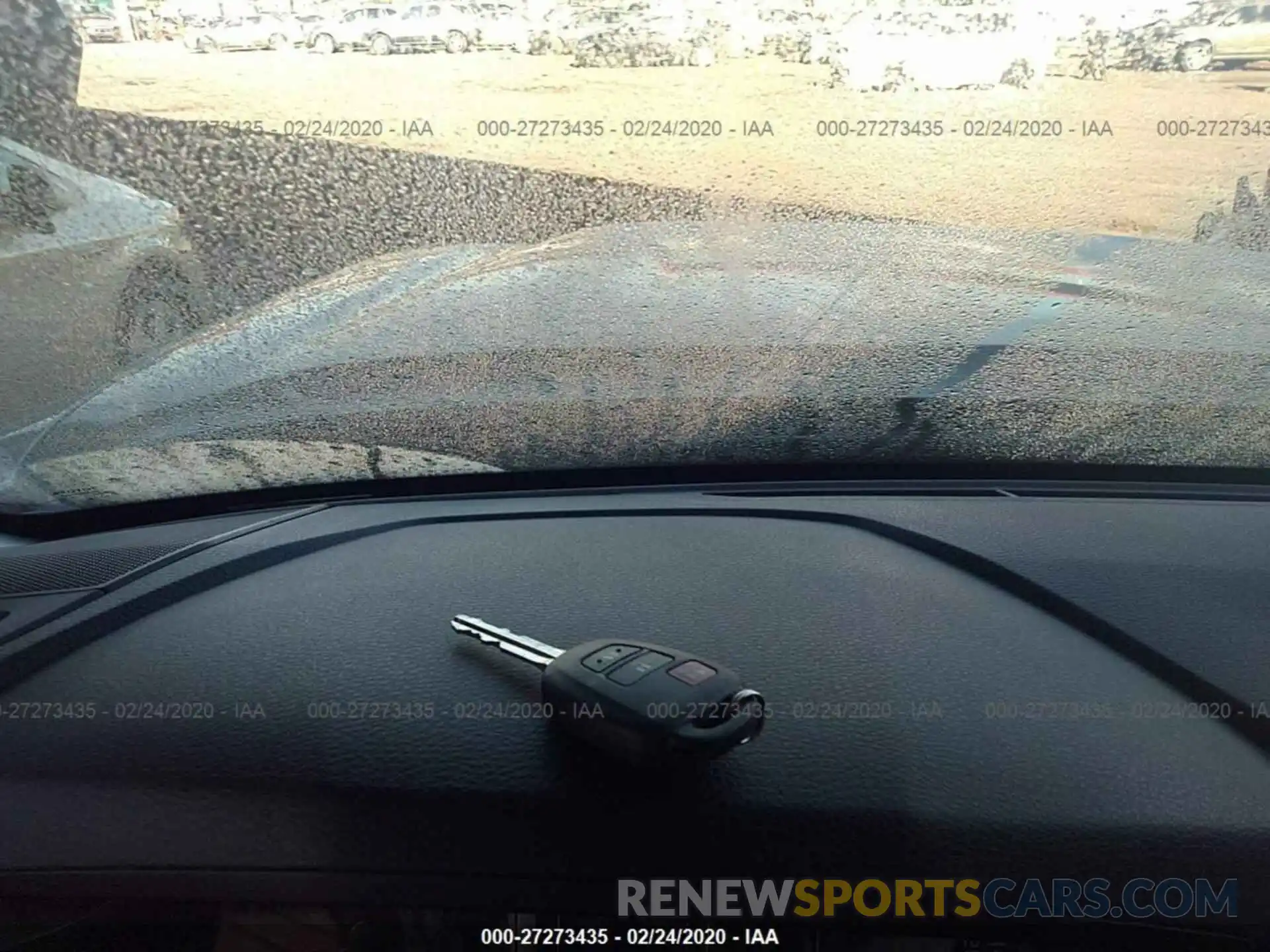 11 Photograph of a damaged car 5TFAZ5CN9LX087617 TOYOTA TACOMA 2020