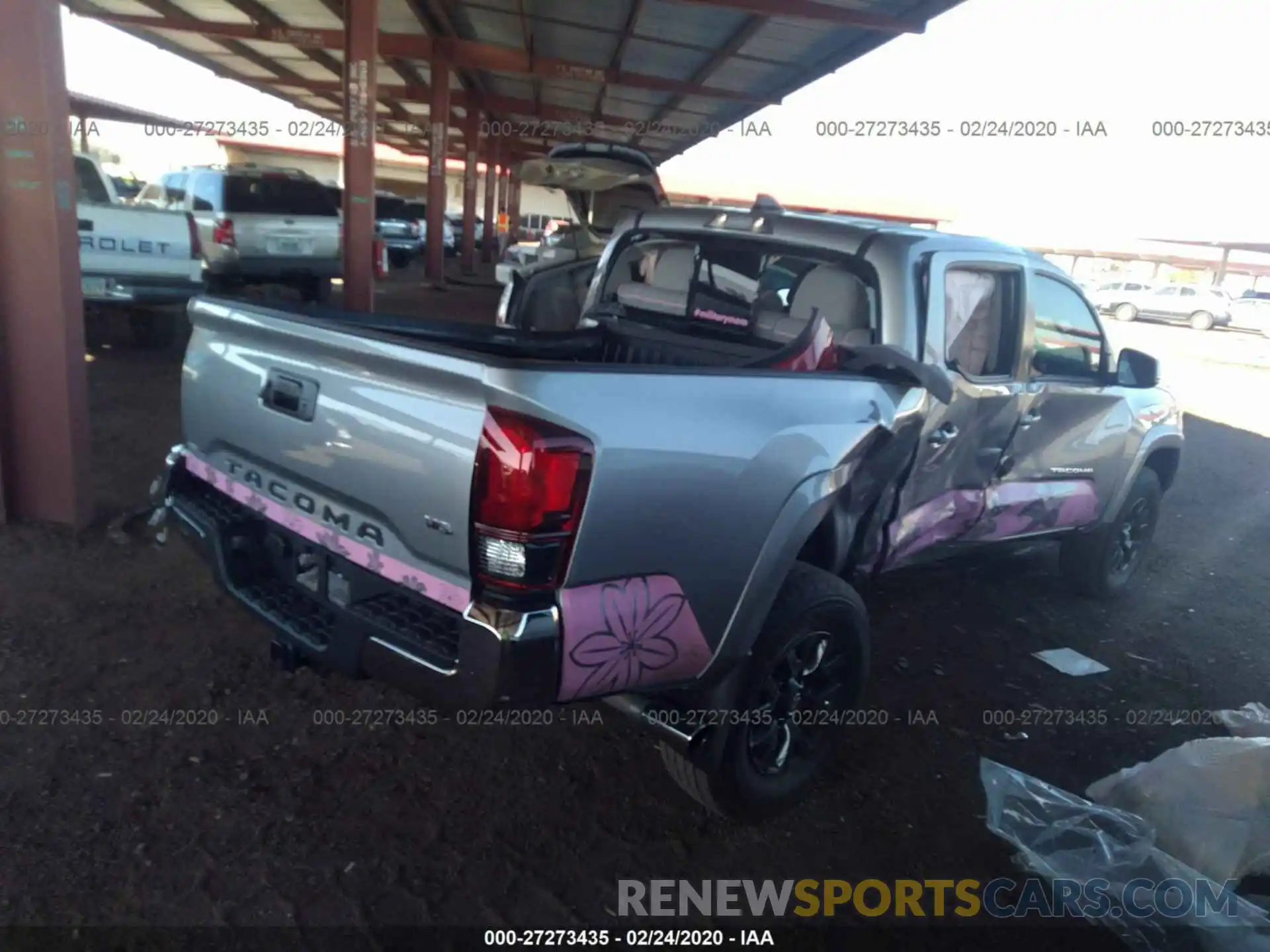 4 Фотография поврежденного автомобиля 5TFAZ5CN9LX087617 TOYOTA TACOMA 2020