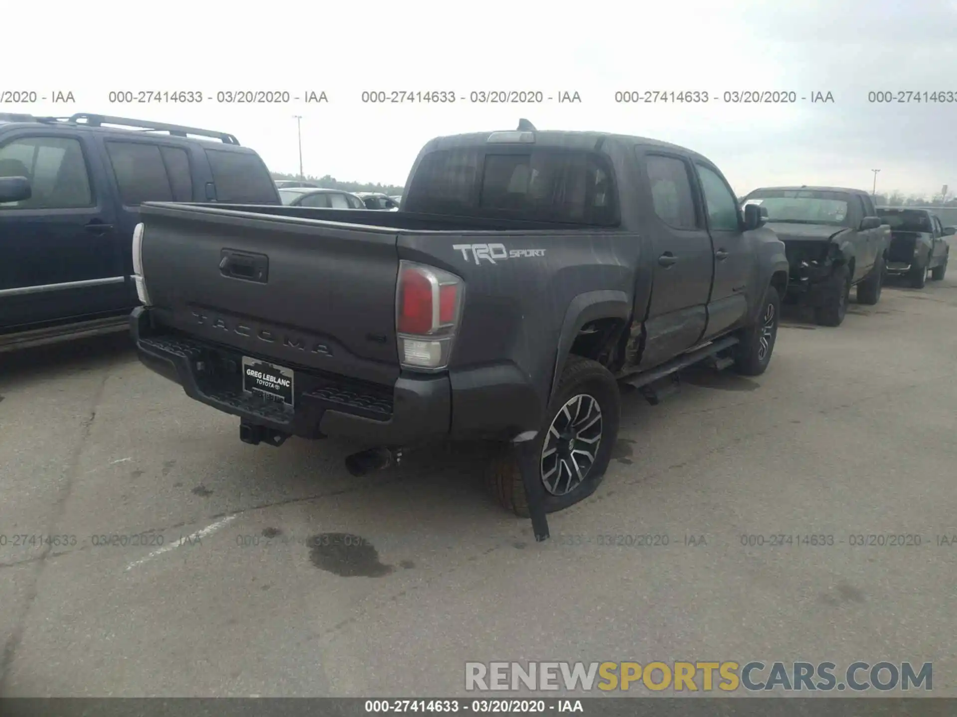 4 Photograph of a damaged car 5TFAZ5CN9LX092185 TOYOTA TACOMA 2020