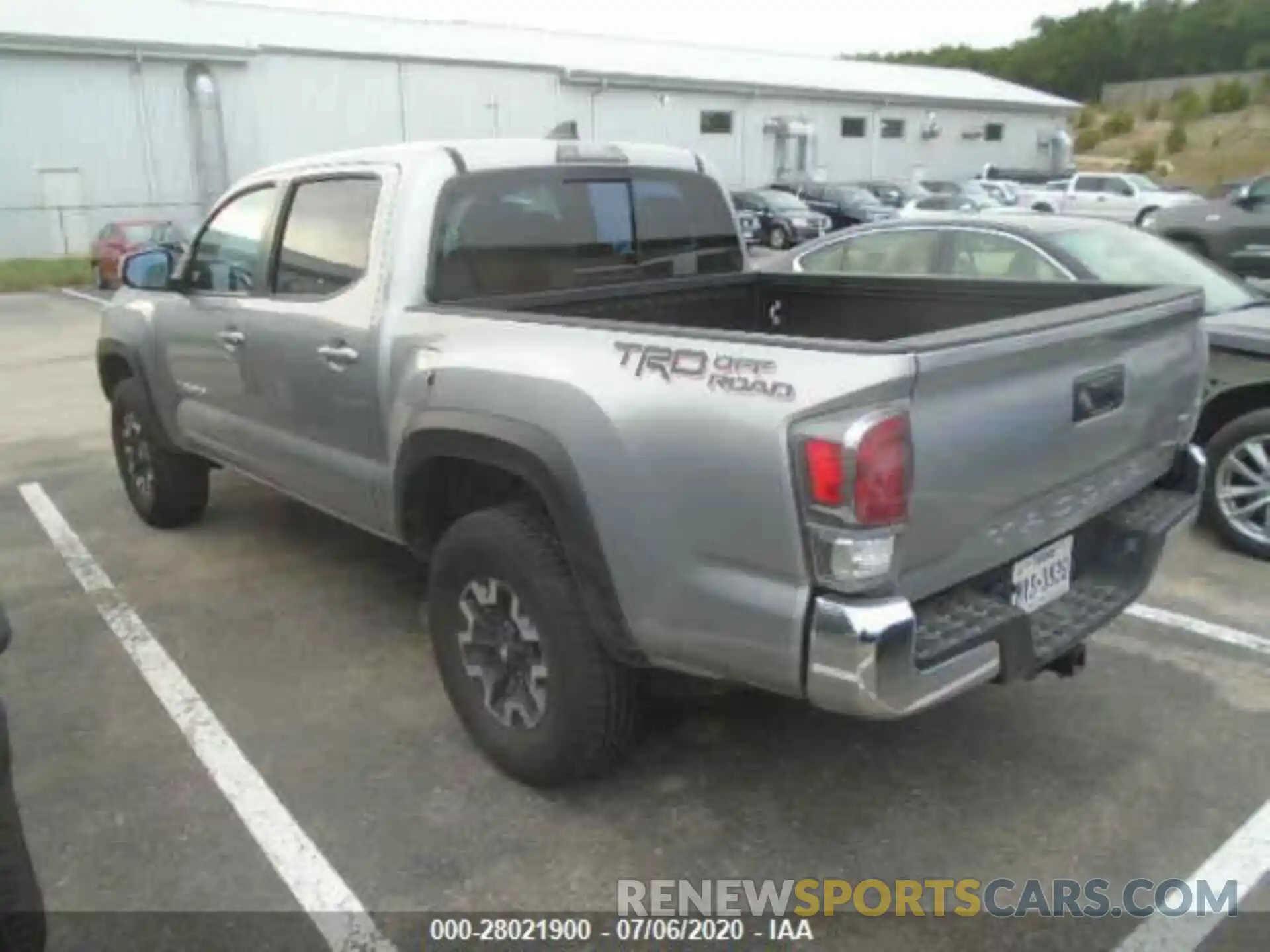 1 Photograph of a damaged car 5TFAZ5CN9LX092333 TOYOTA TACOMA 2020