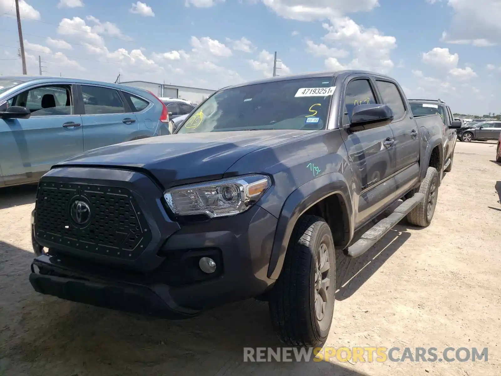 2 Photograph of a damaged car 5TFAZ5CNXLX088999 TOYOTA TACOMA 2020