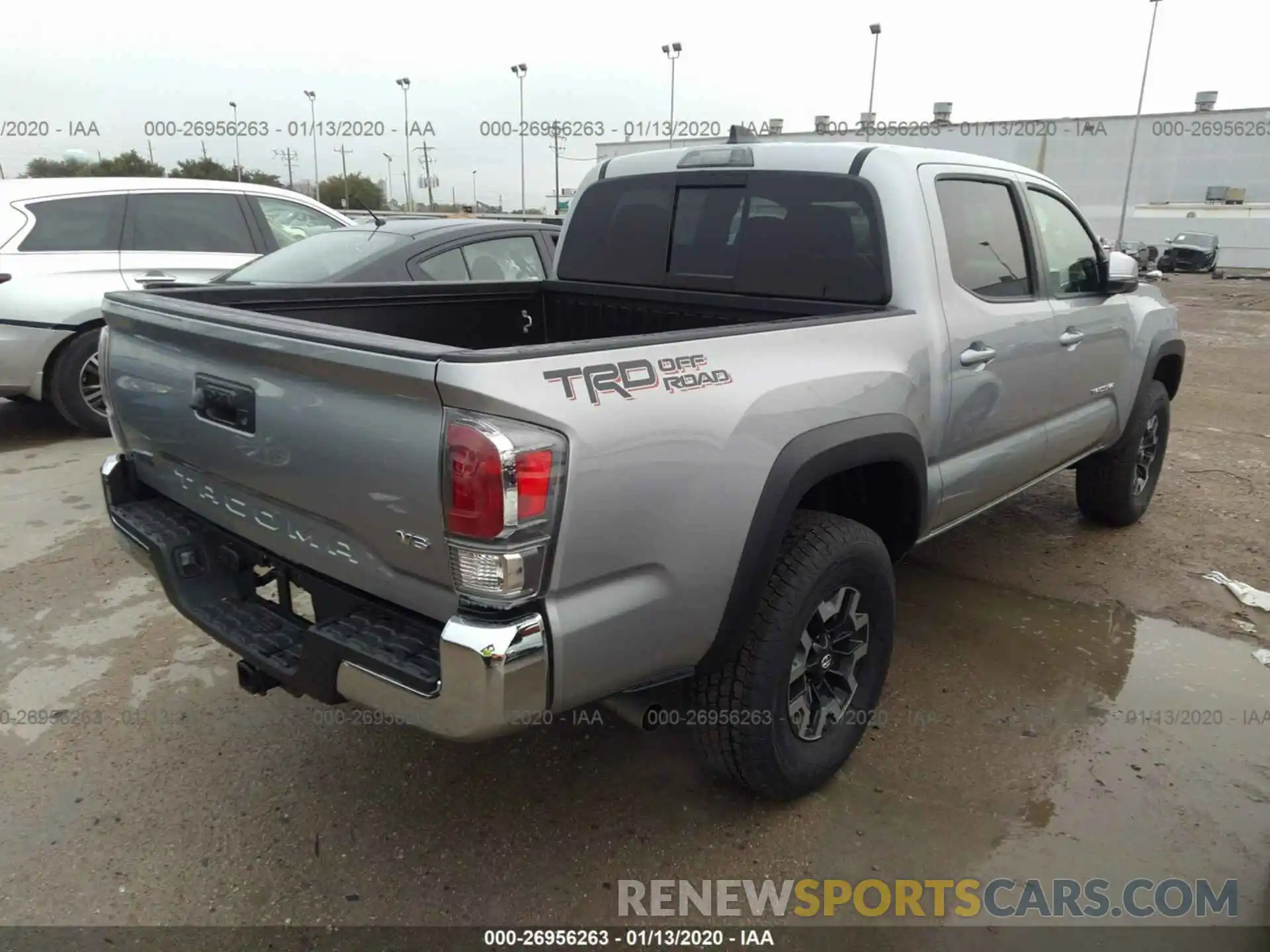 4 Фотография поврежденного автомобиля 5TFAZ5CNXLX090879 TOYOTA TACOMA 2020