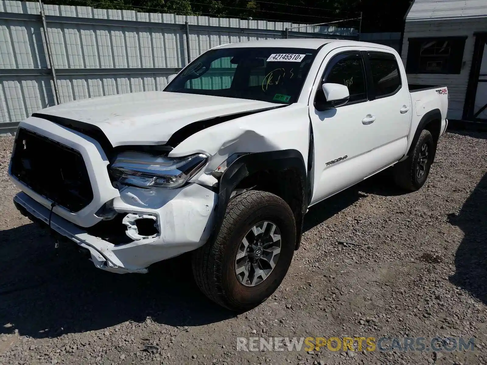 2 Photograph of a damaged car 5TFCZ5AN0LX212287 TOYOTA TACOMA 2020