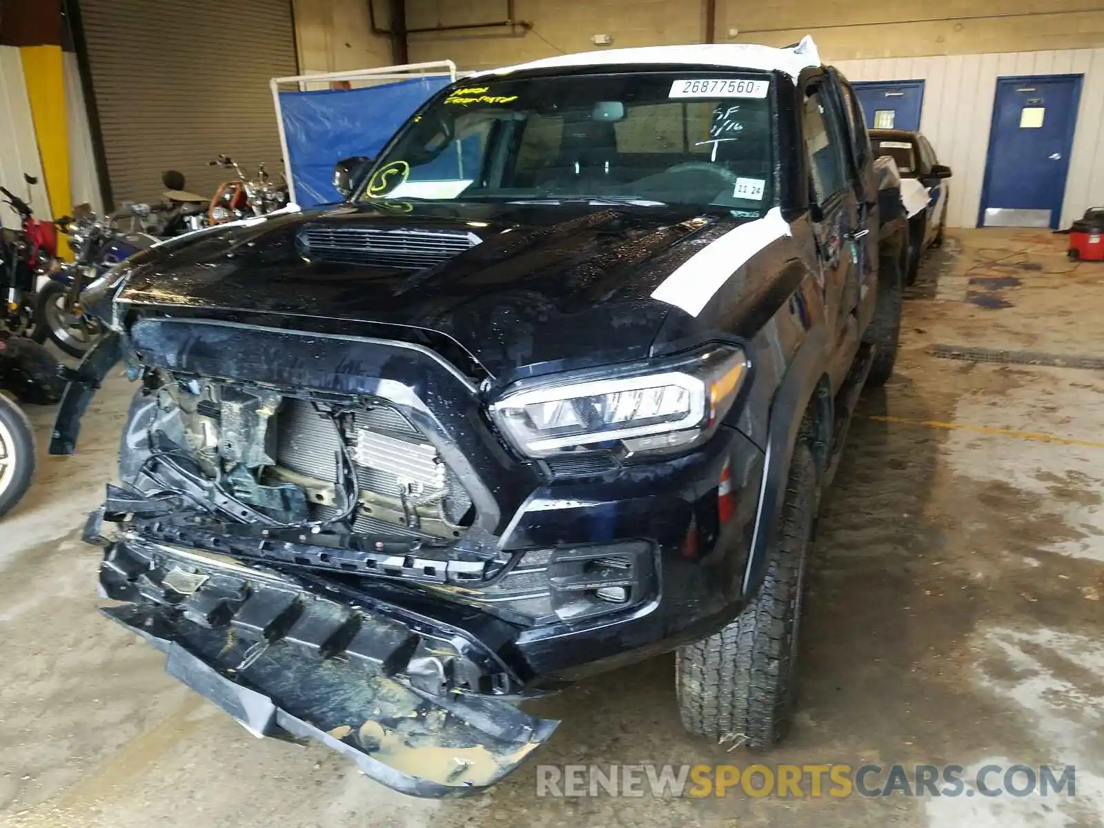 2 Photograph of a damaged car 5TFCZ5AN0LX214301 TOYOTA TACOMA 2020