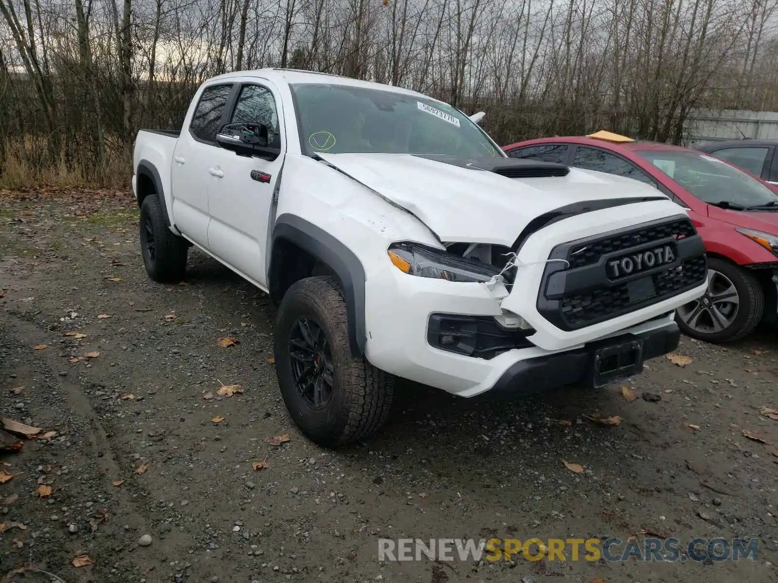 1 Фотография поврежденного автомобиля 5TFCZ5AN0LX218526 TOYOTA TACOMA 2020