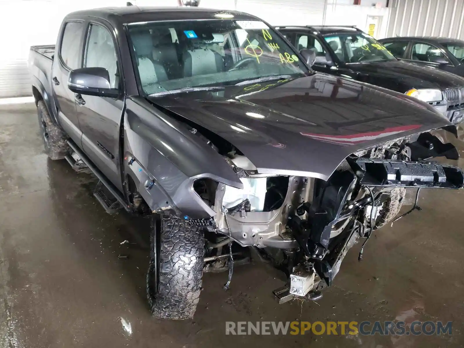 1 Photograph of a damaged car 5TFCZ5AN0LX222740 TOYOTA TACOMA 2020